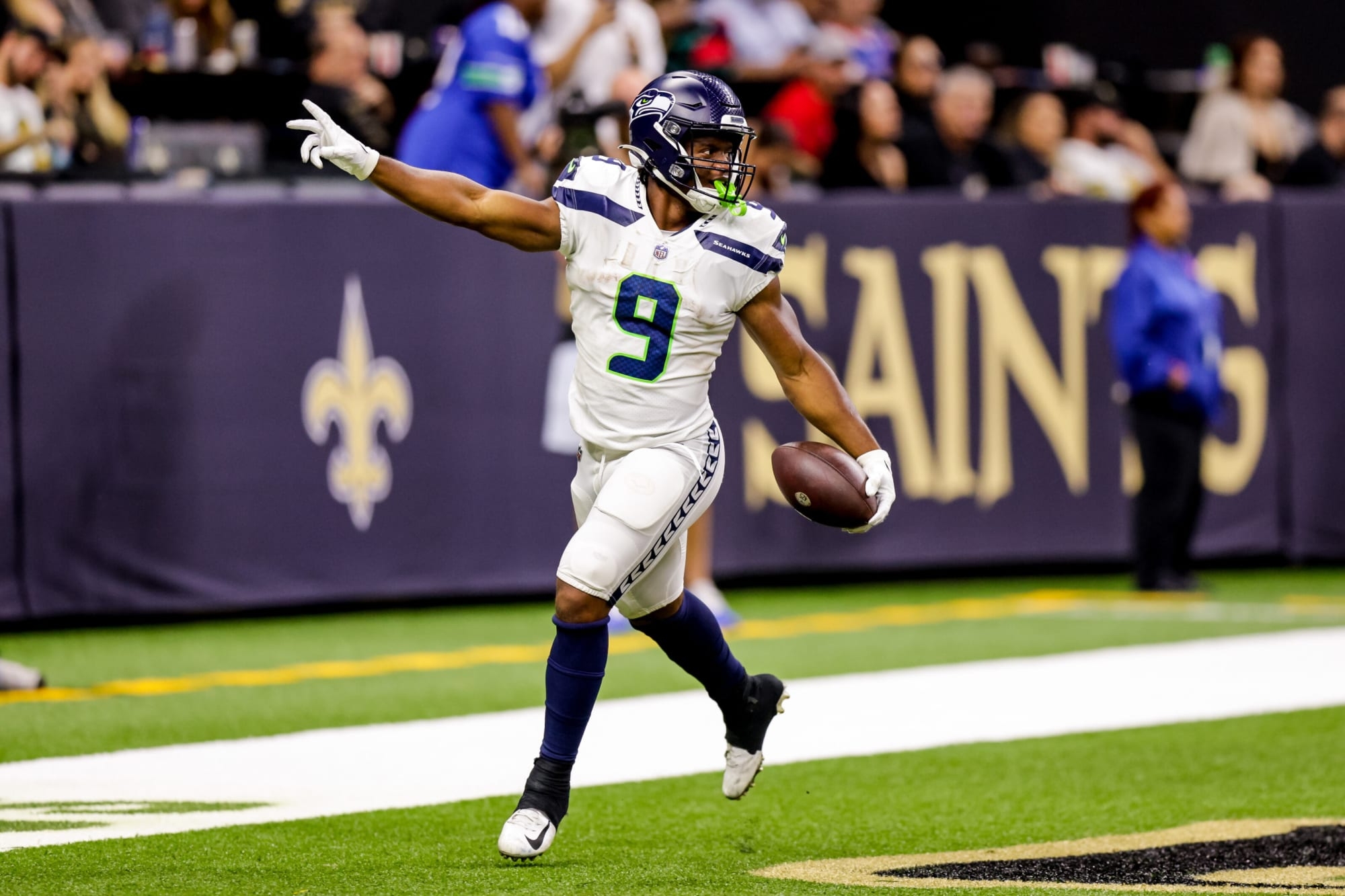 2000x1340 Kenneth Walker III about to see huge role increase with Seahawks, Desktop