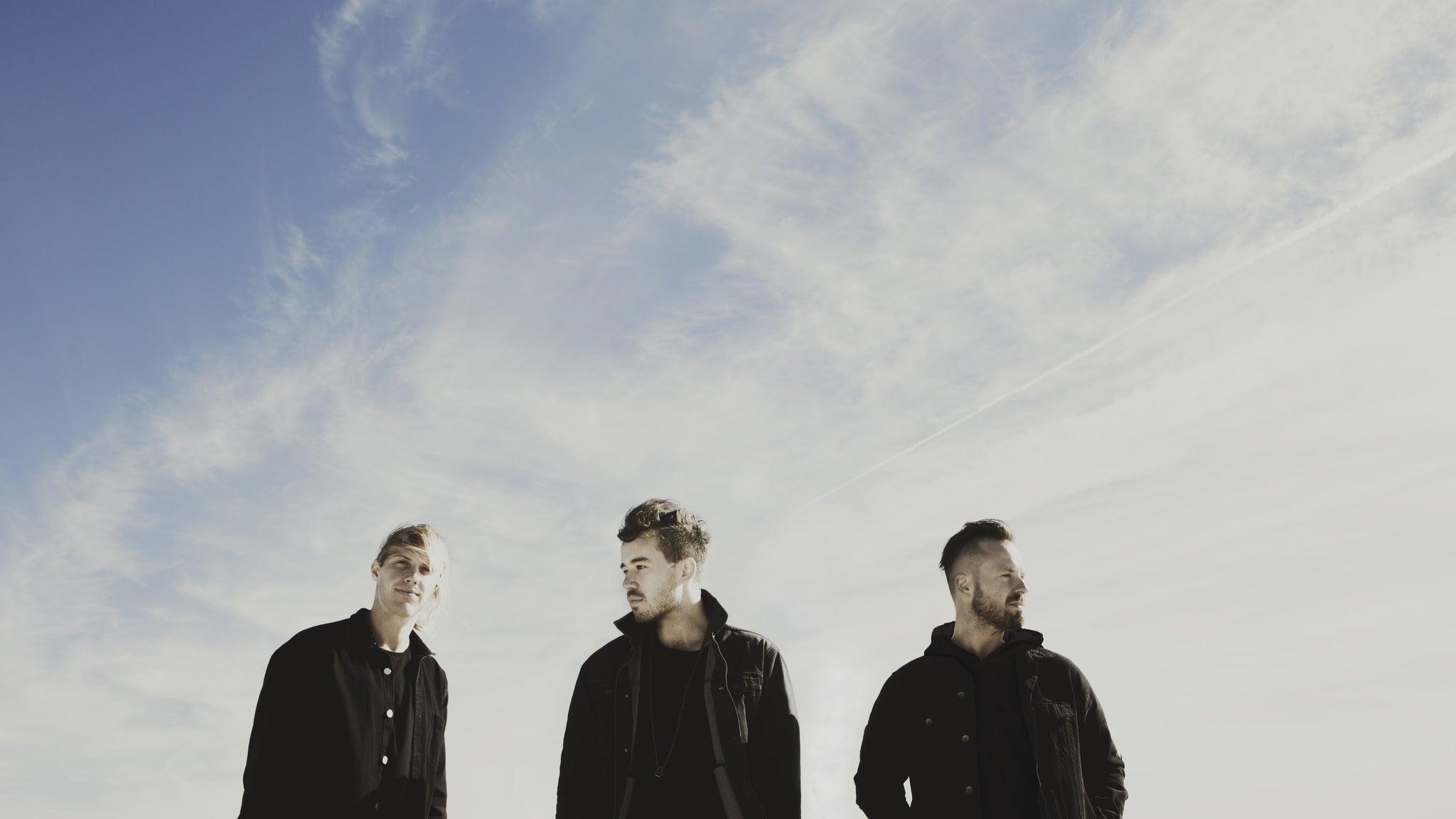 2050x1160 Rufus Du Sol Tour Dates and Concert Tickets, Desktop