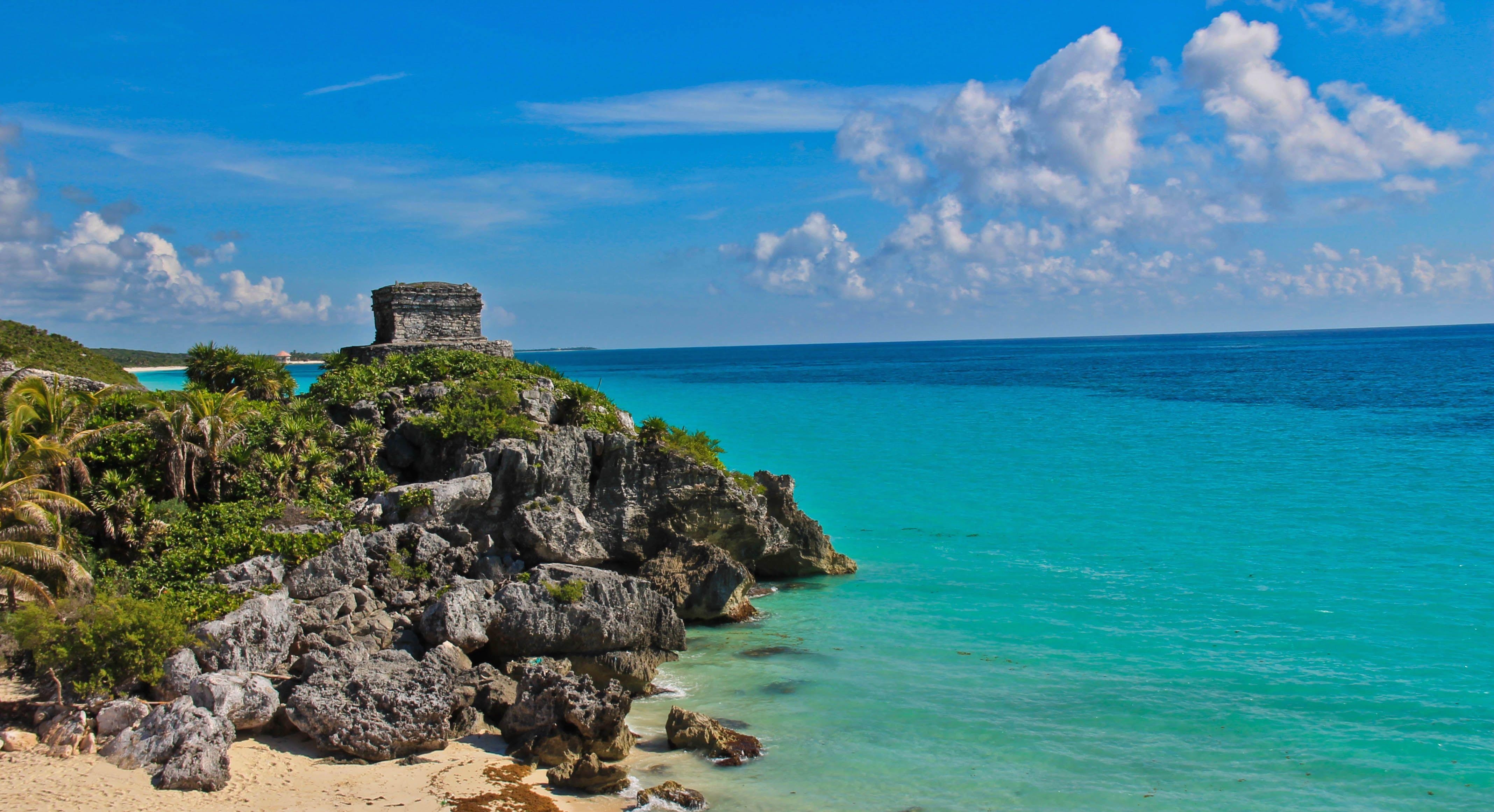 4280x2330 Tulum April 6th of UFOs above Lazaro Cardenas, Mexico, Desktop