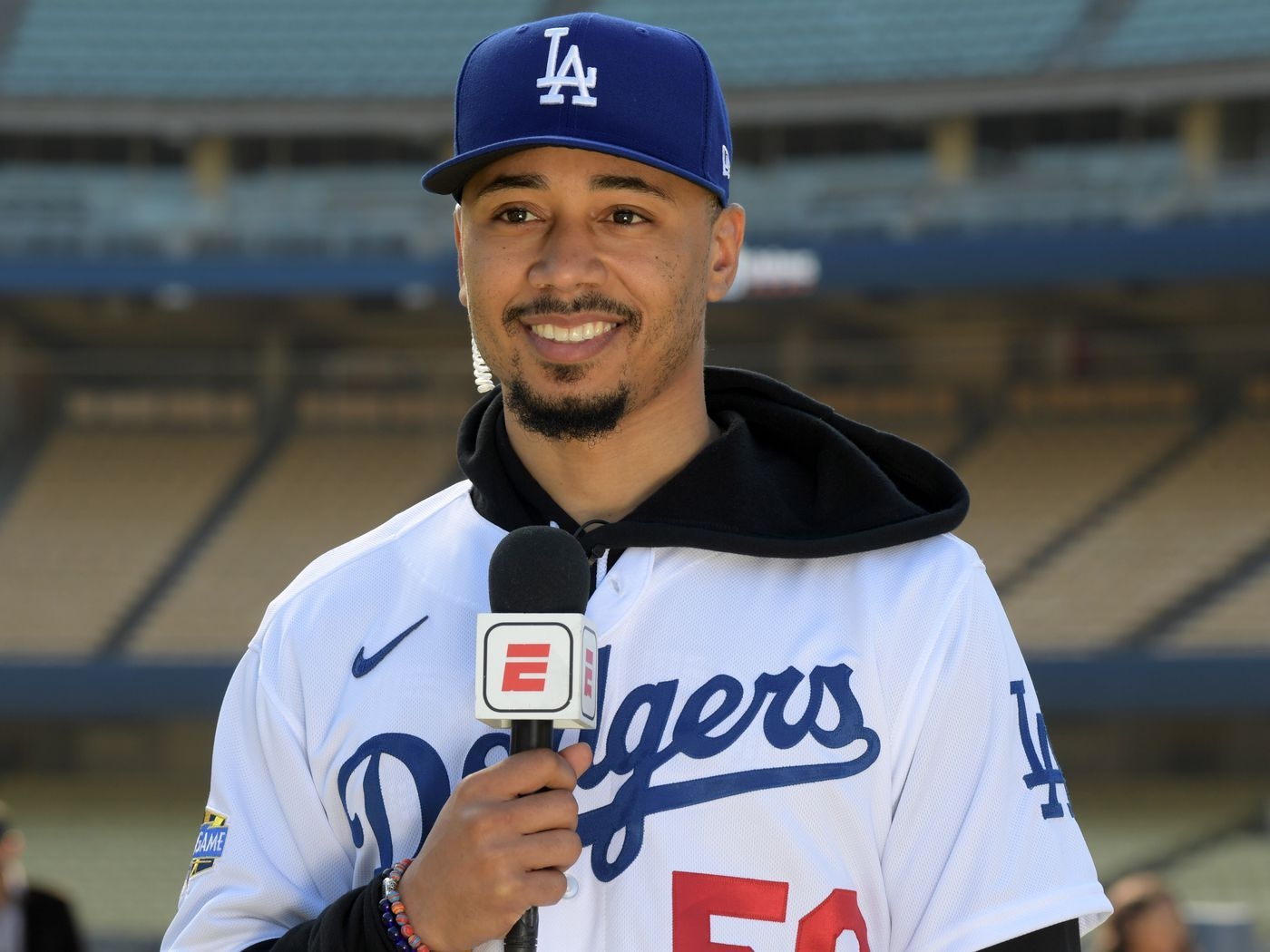 1400x1050 Mookie Betts Signs 12 Year Contract Extension With Dodgers Blue LA, Desktop