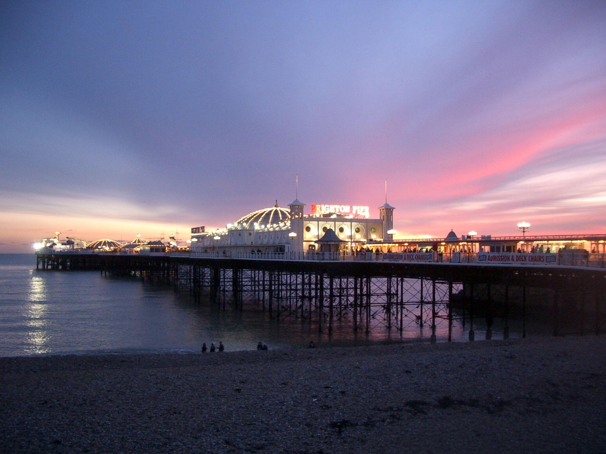 2050x1540 Brighton Wallpaper, Desktop