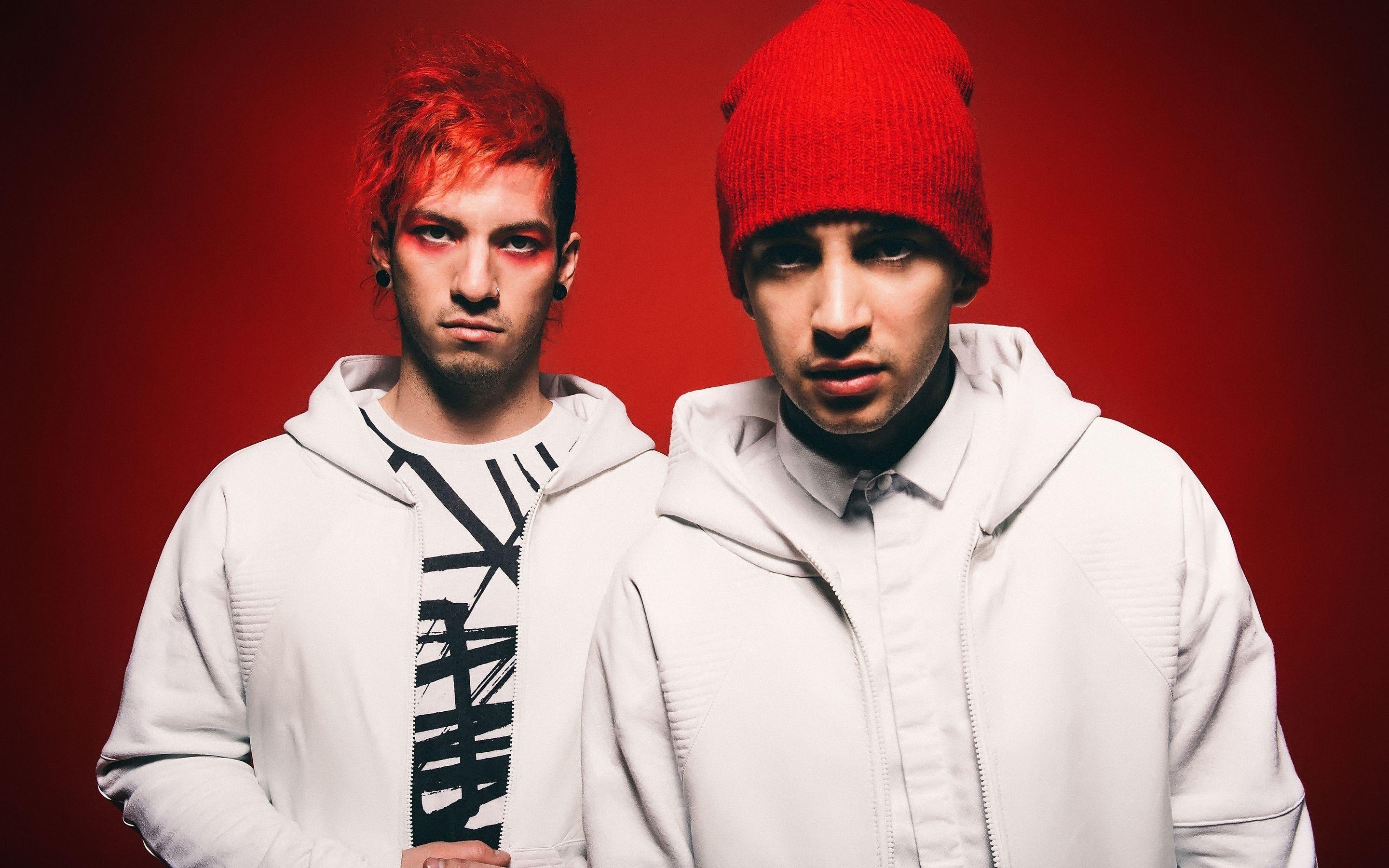 2880x1800 Twenty One Pilots HD Wallpaper. Full HD Picture, Desktop