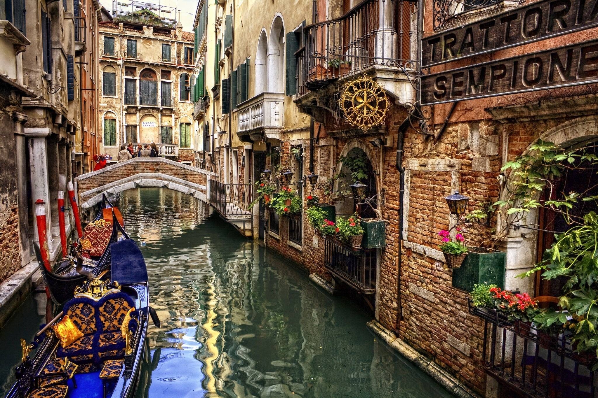 2050x1370 Venice Italy Wallpaper, Desktop