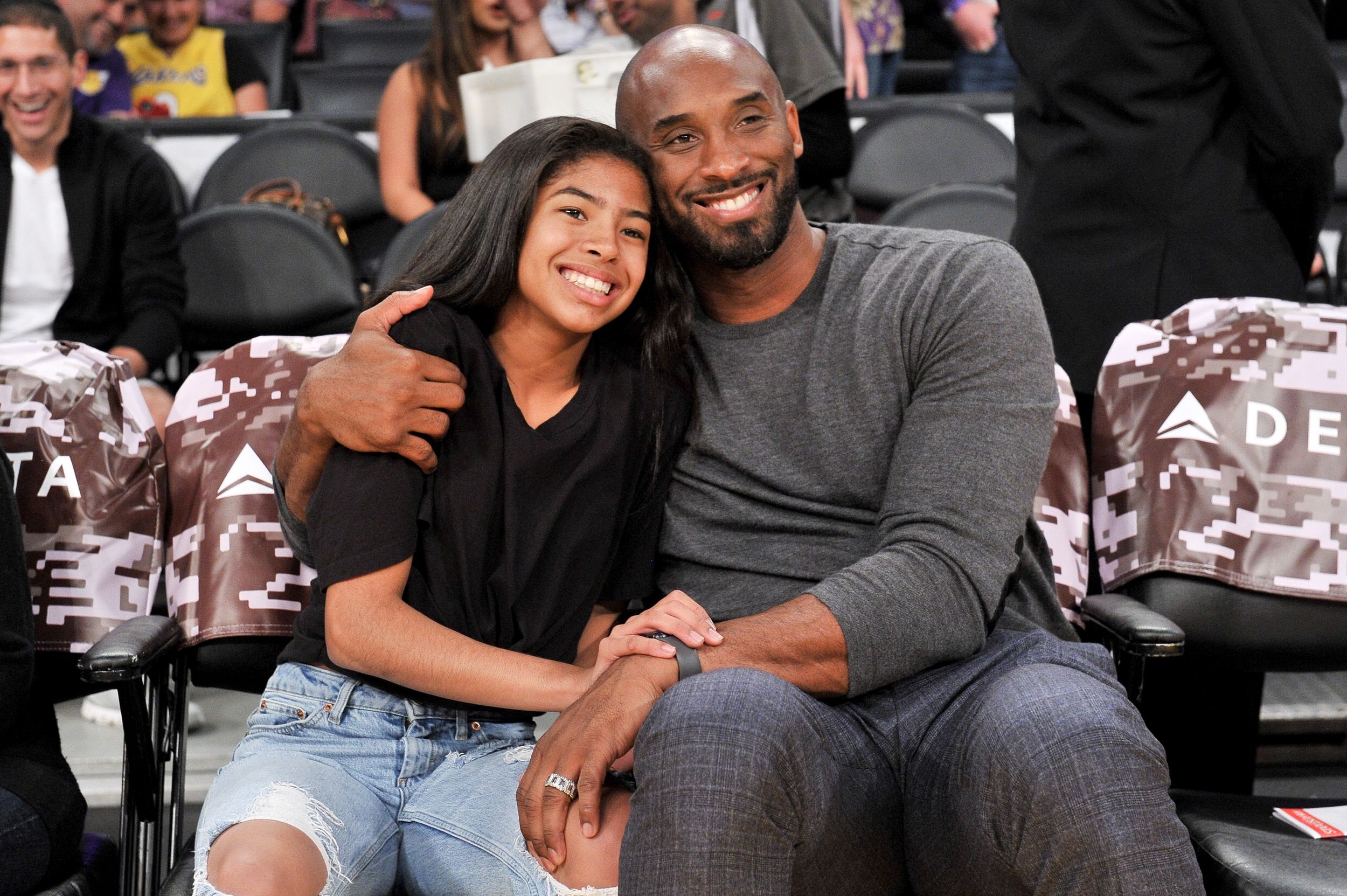 2500x1670 Vanessa Bryant changes Instagram profile picture to image of Kobe, Desktop