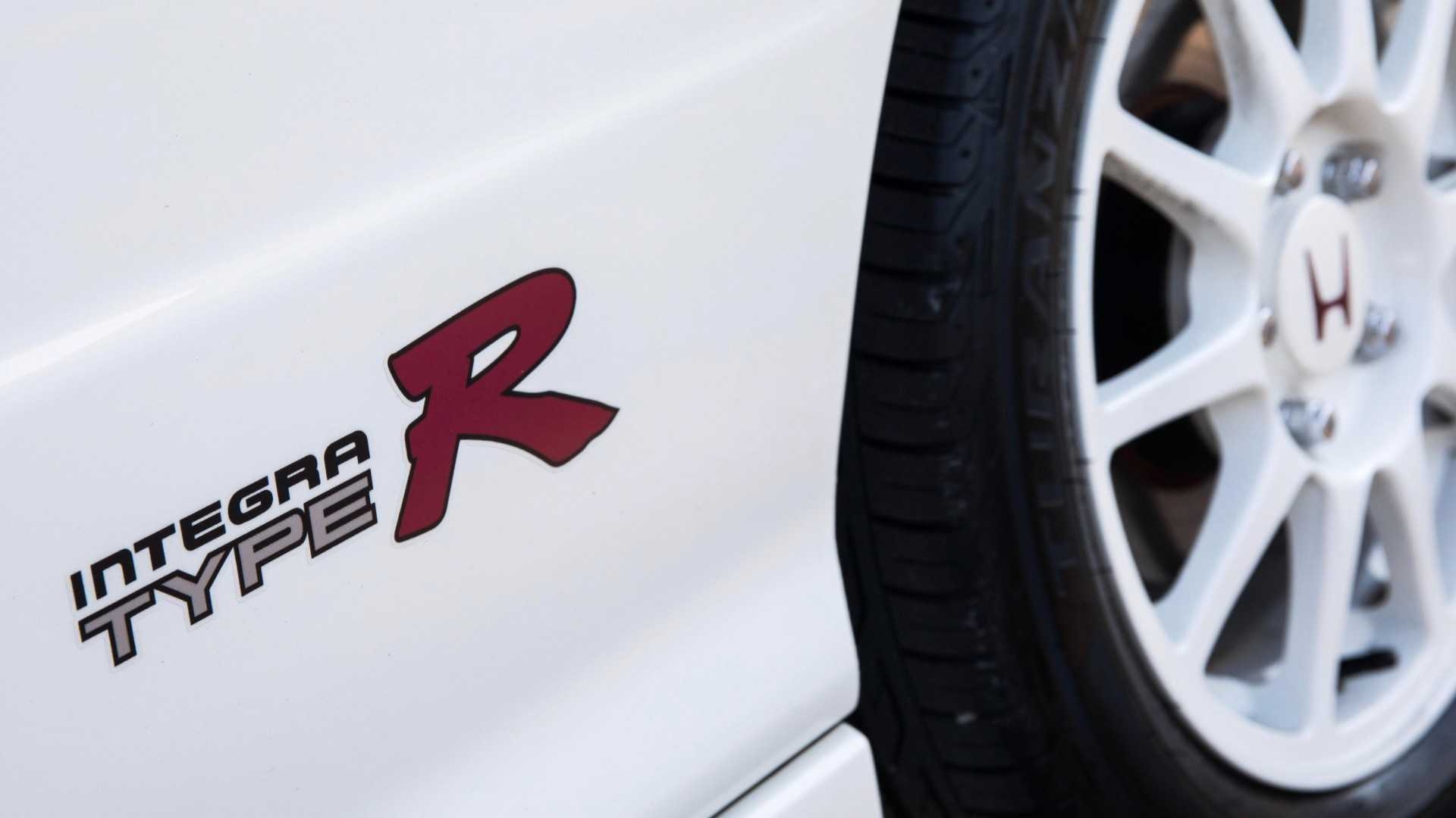 1920x1080 How the Honda Integra Type R DC2 brought VTEC to the masses, Desktop