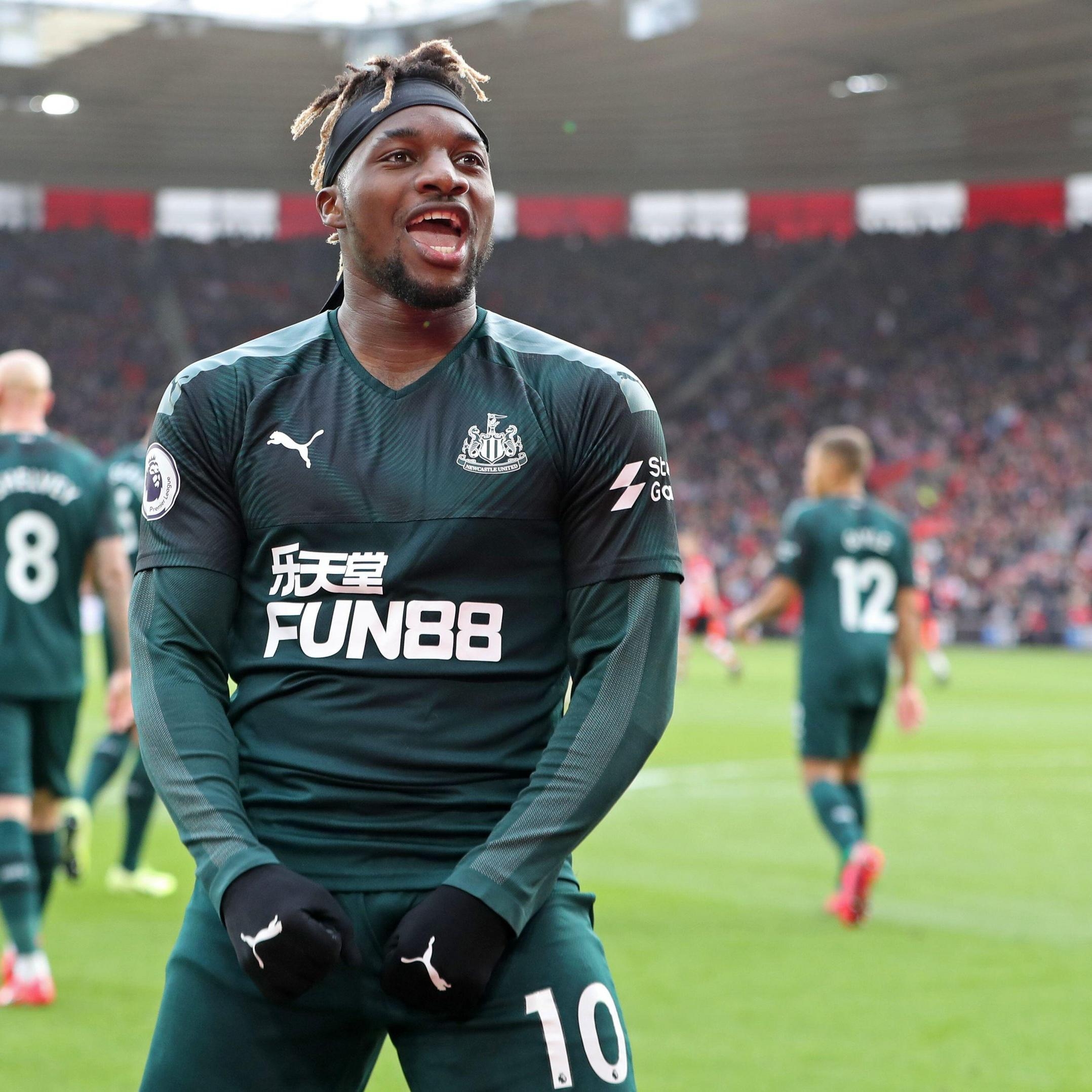 2160x2160 Newcastle United take key staff off furlough as club gears up for return, Phone