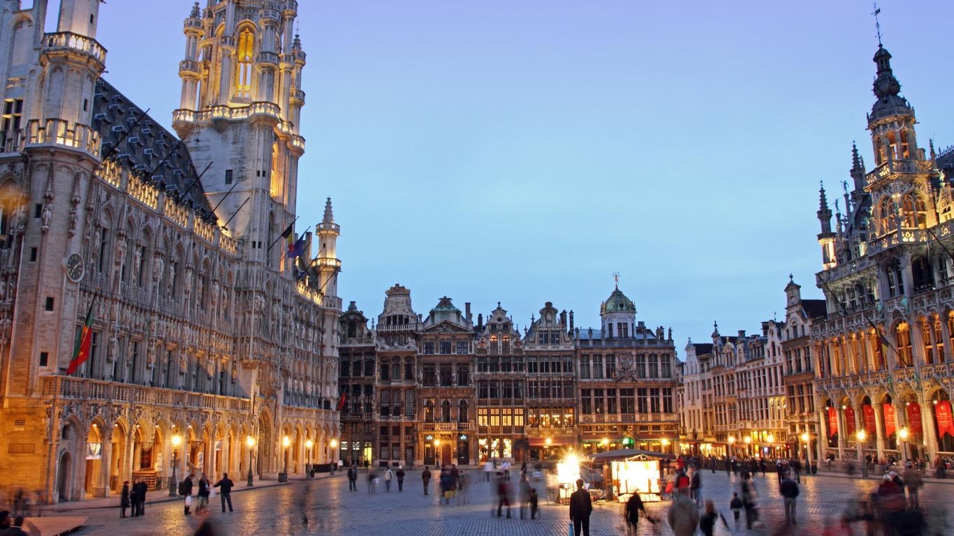 1370x770 K Bruges Belgium Wallpaper Free K Wallpaper, Desktop