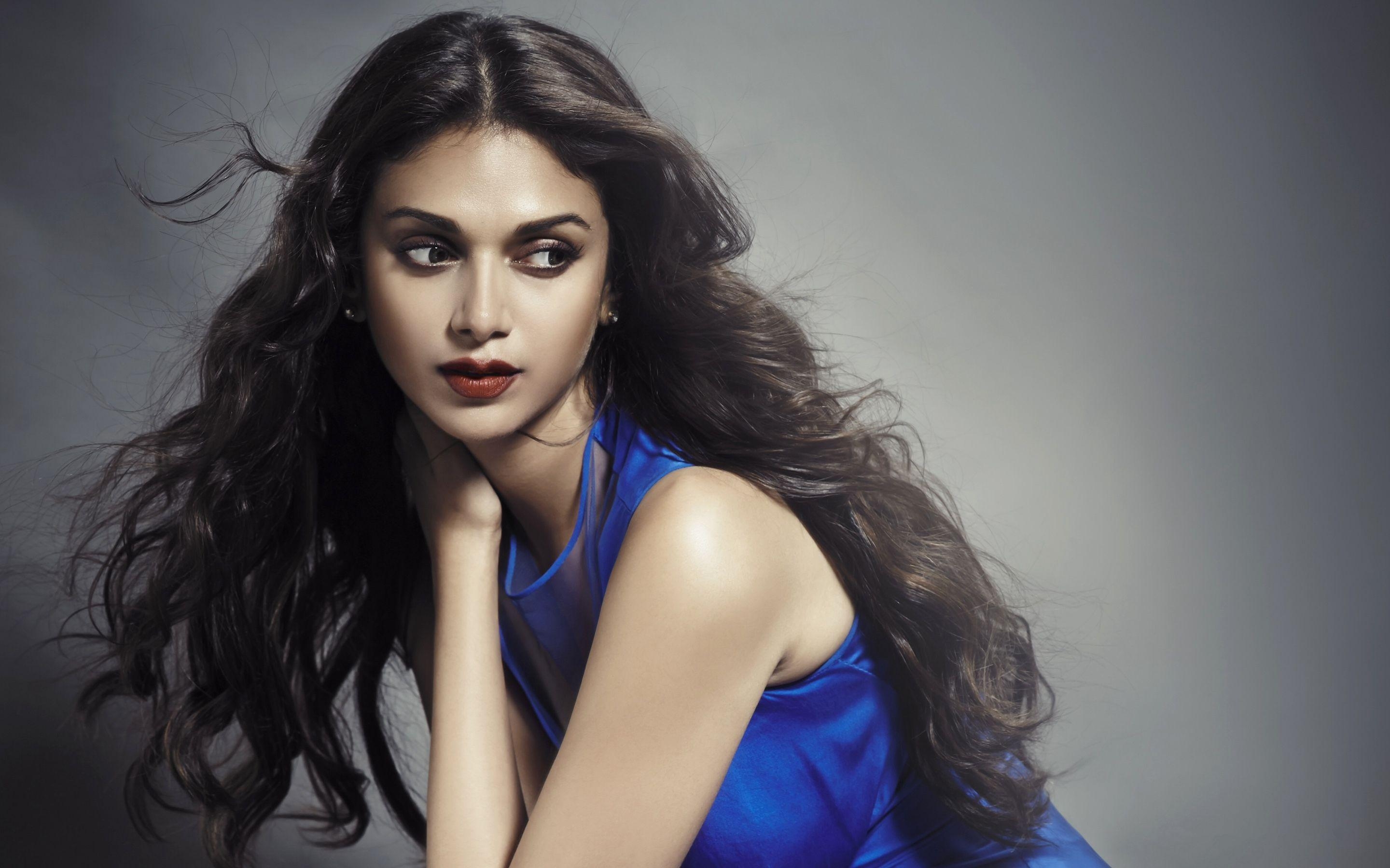2880x1800 Actress Wallpaper HD, Desktop