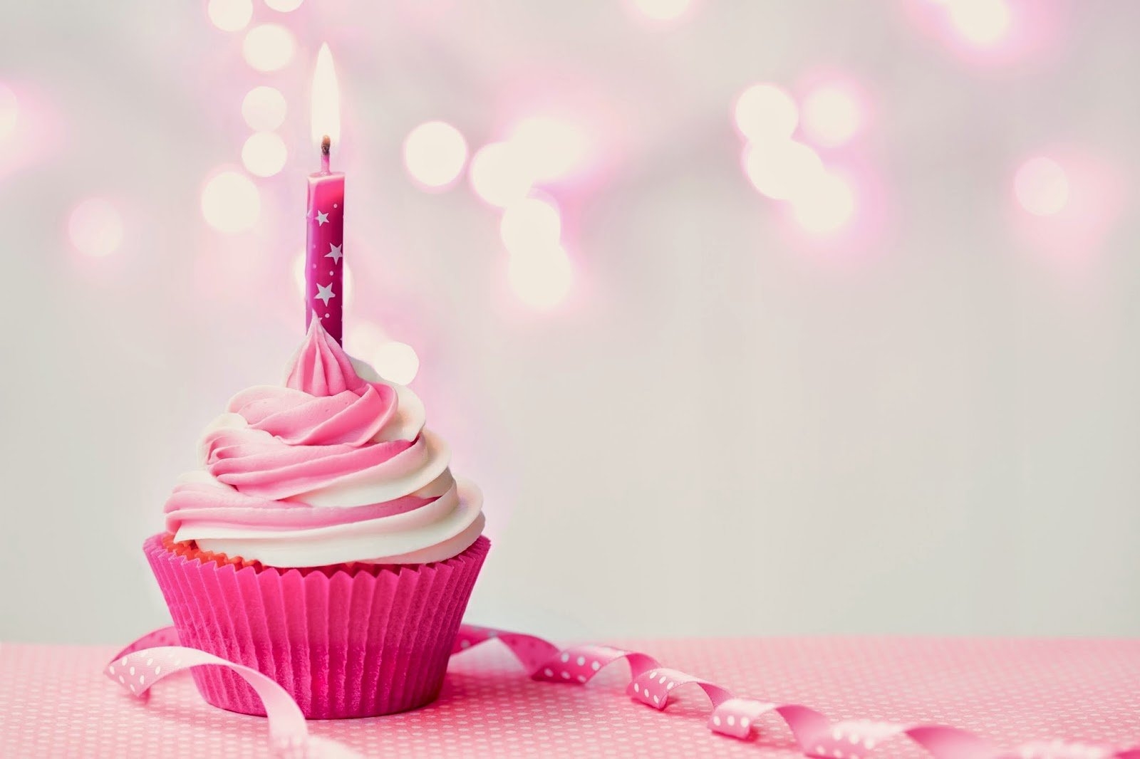 1600x1070 Hello October My Birthday Month, Desktop
