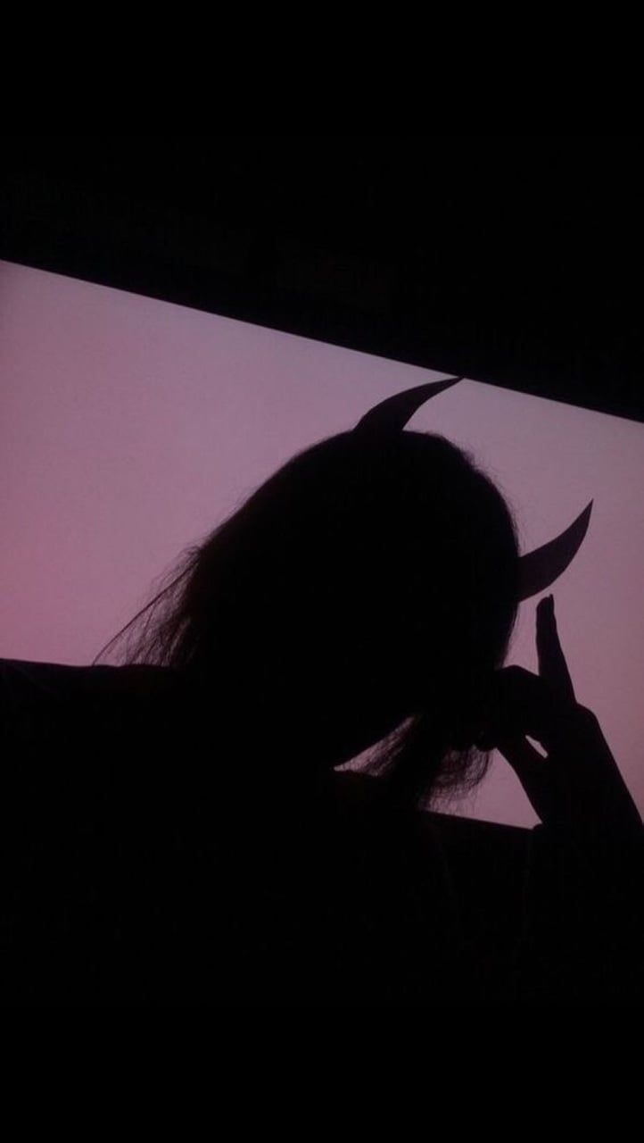 730x1280 Wallpaper Heart Broken Sad Girl Aesthetic Tumblr, Phone