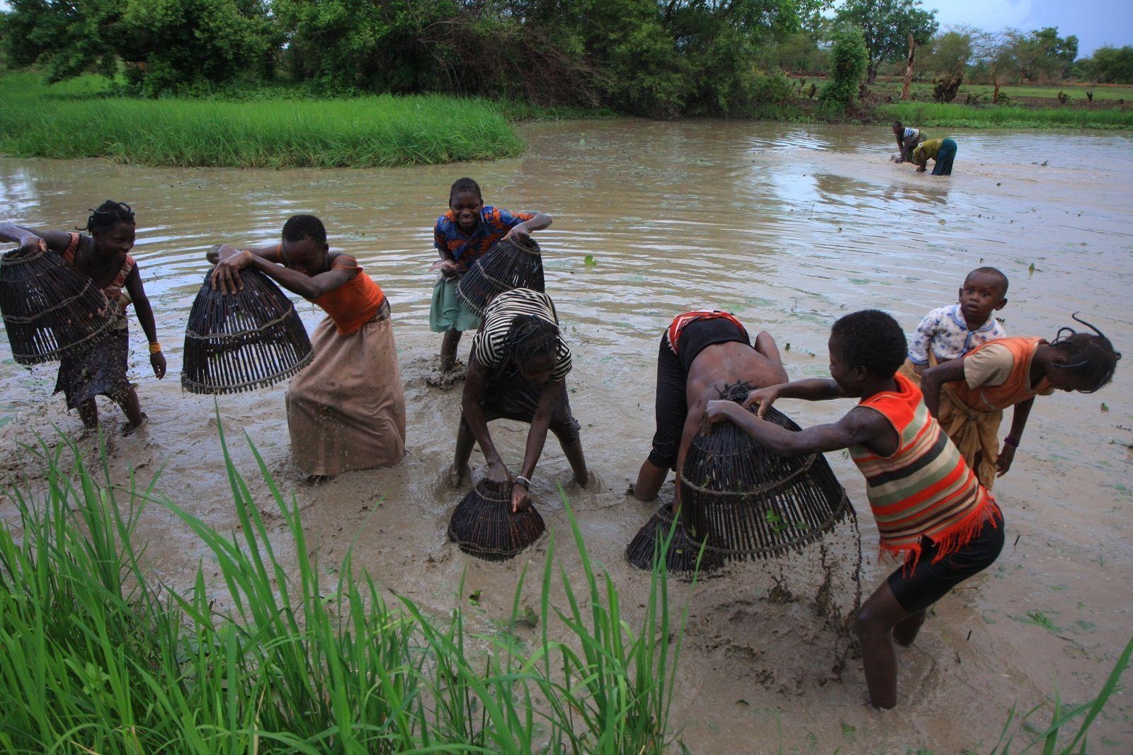 1600x1070 HD burkina faso children Wallpaper Post has been published, Desktop