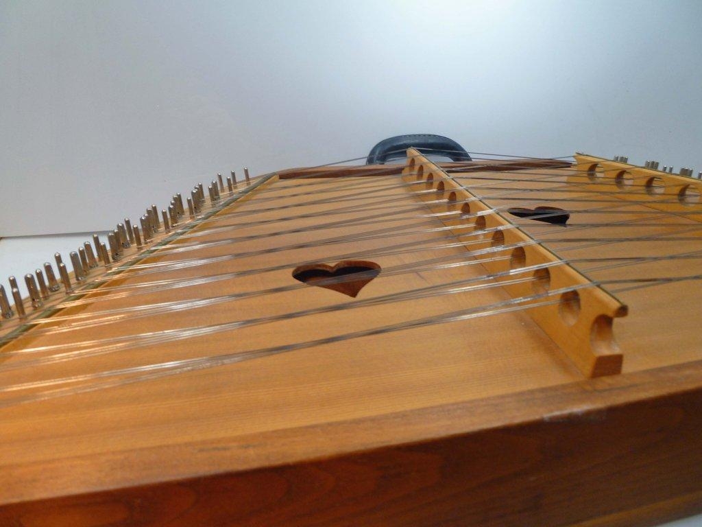 1030x770 Hammered Dulcimer Used, Desktop