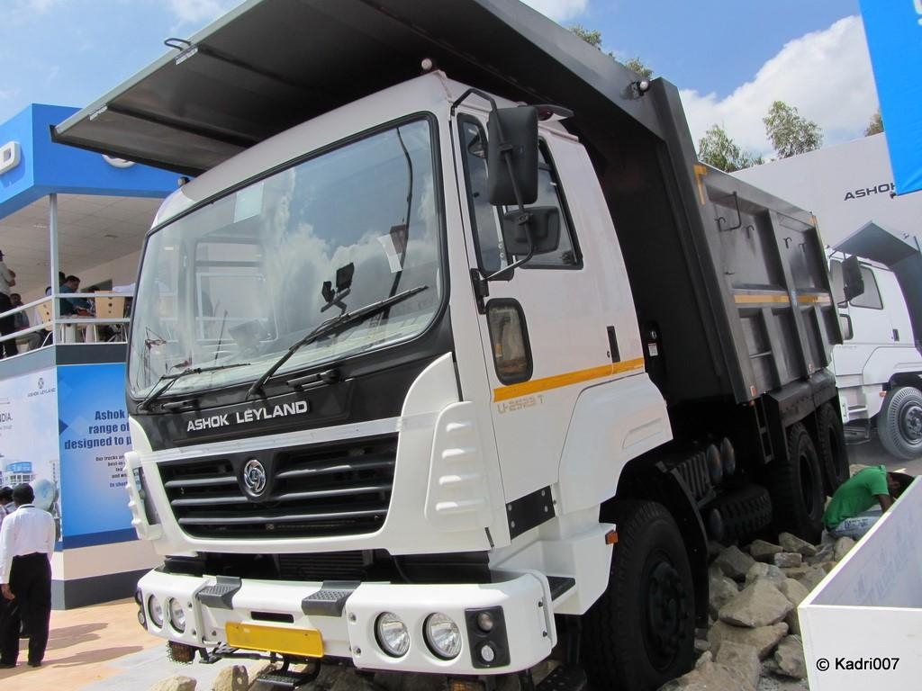 1030x770 Ashok Leyland U Truck, Desktop