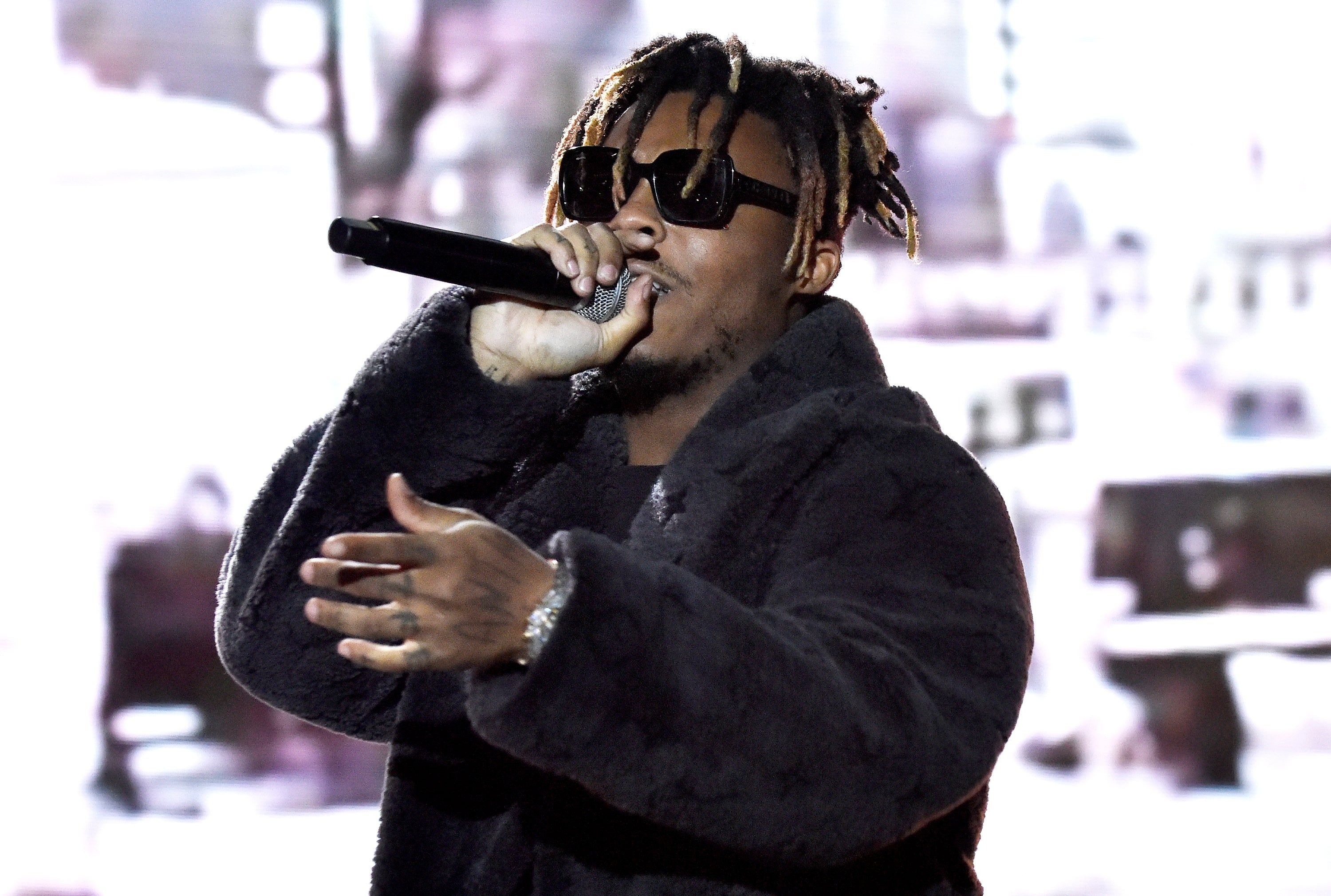 3000x2030 Juice Wrld's 2018 Song 'Legends' Referenced Dying at Age 21, Desktop