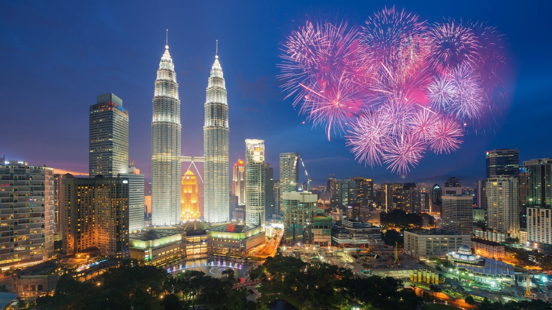 1920x1080 Petronas Twin Towers Lumpur, Malaysia Wallpaper, Desktop