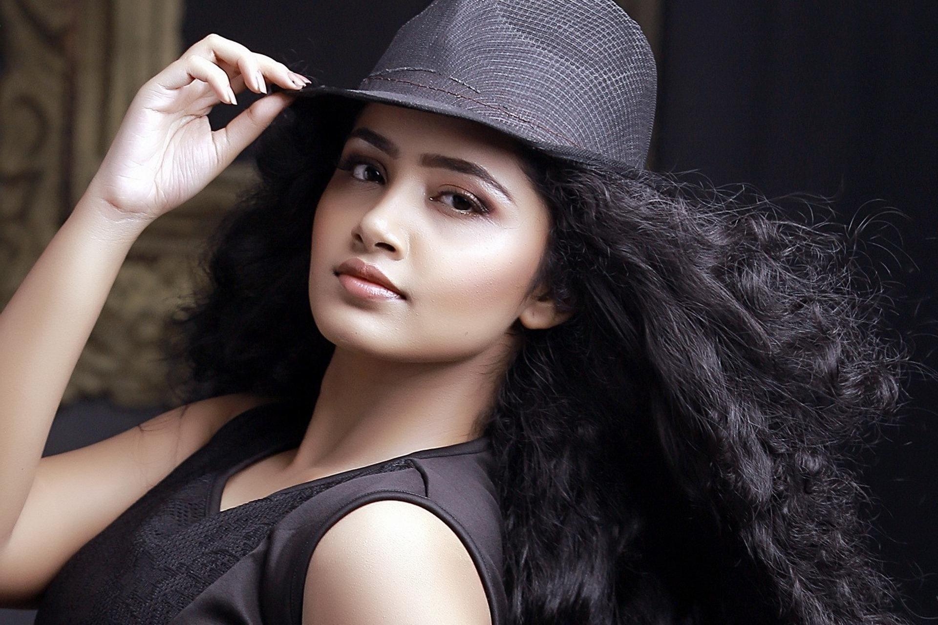 1920x1280 Anupama Parameswaran Wallpaper HD Background Free, Desktop