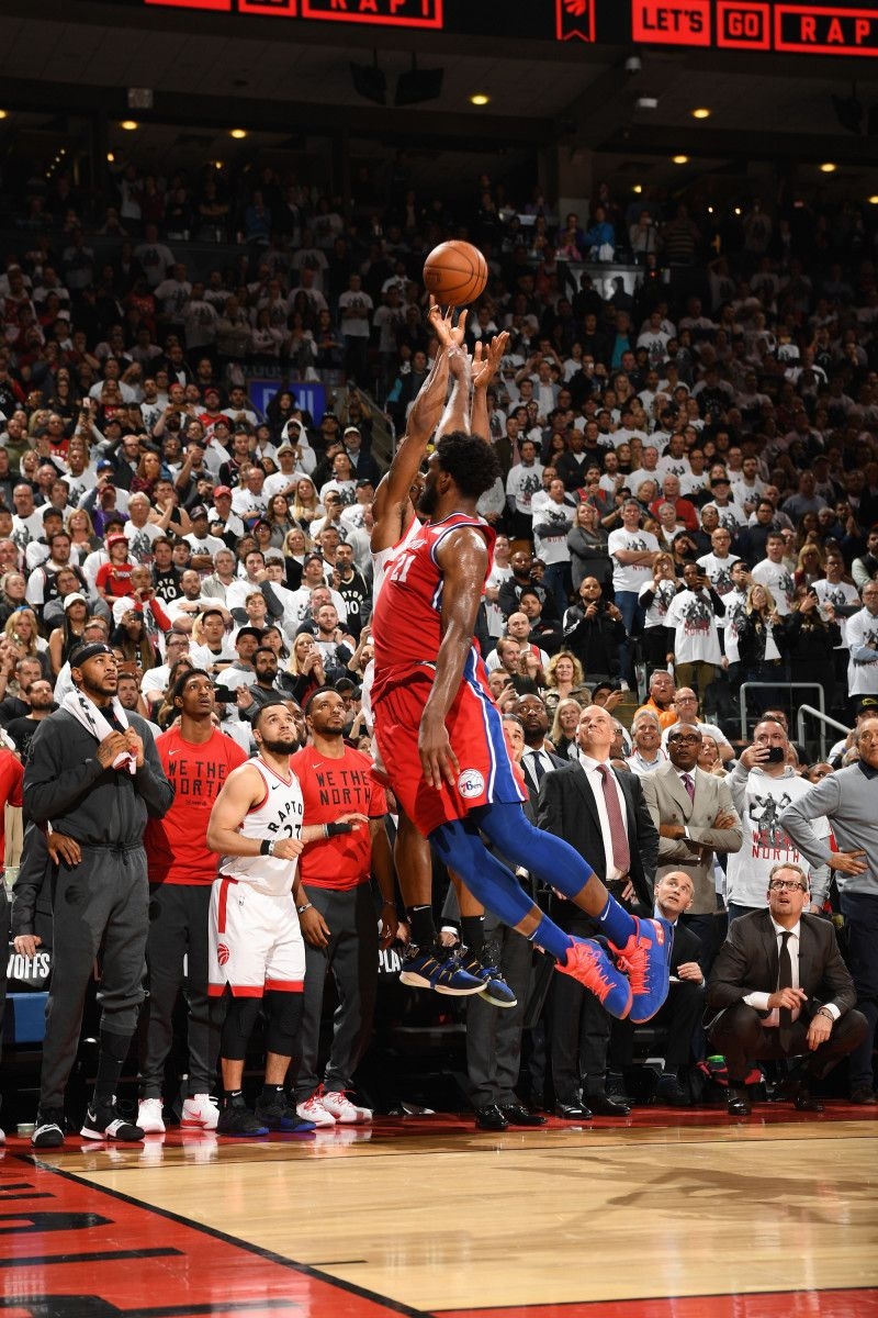 800x1200 Kawhi Leonard shot: Best photo of buzzer beater vs. Sixers, Phone