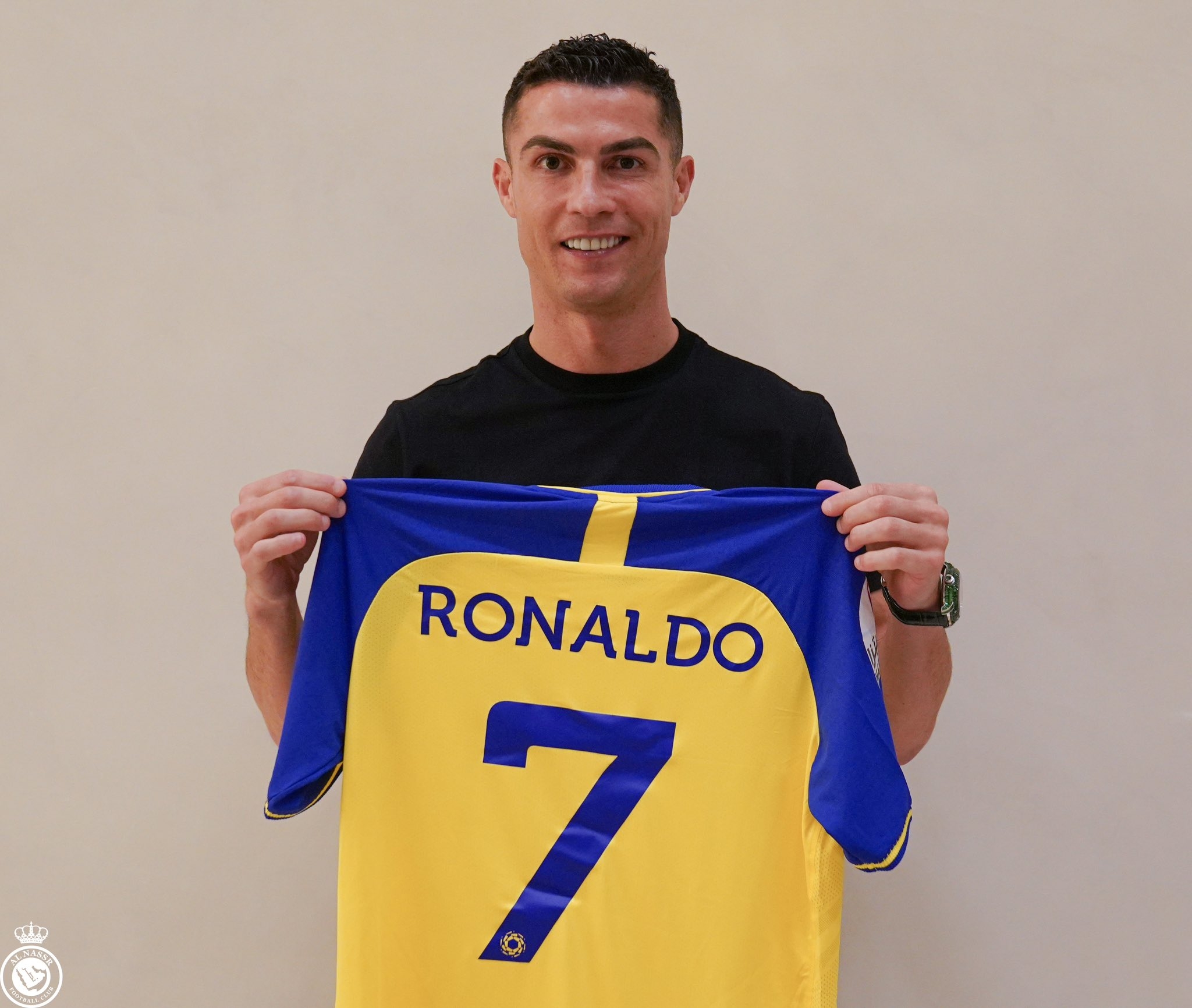 2050x1740 Cristiano Ronaldo Al Nassr Wallpaper, Desktop