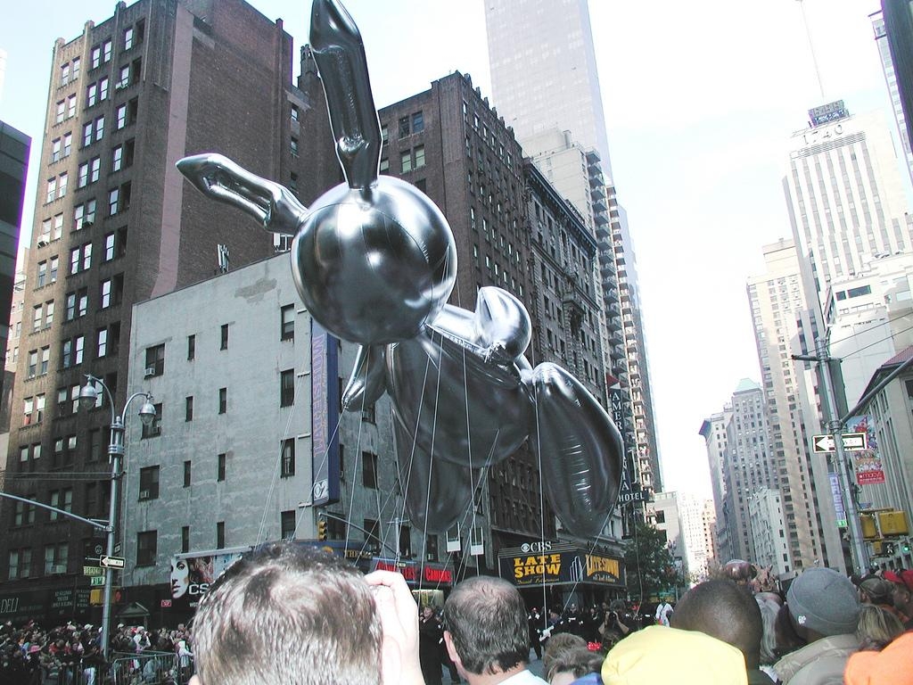 1030x770 Thanksgiving Day Parade Art, Desktop