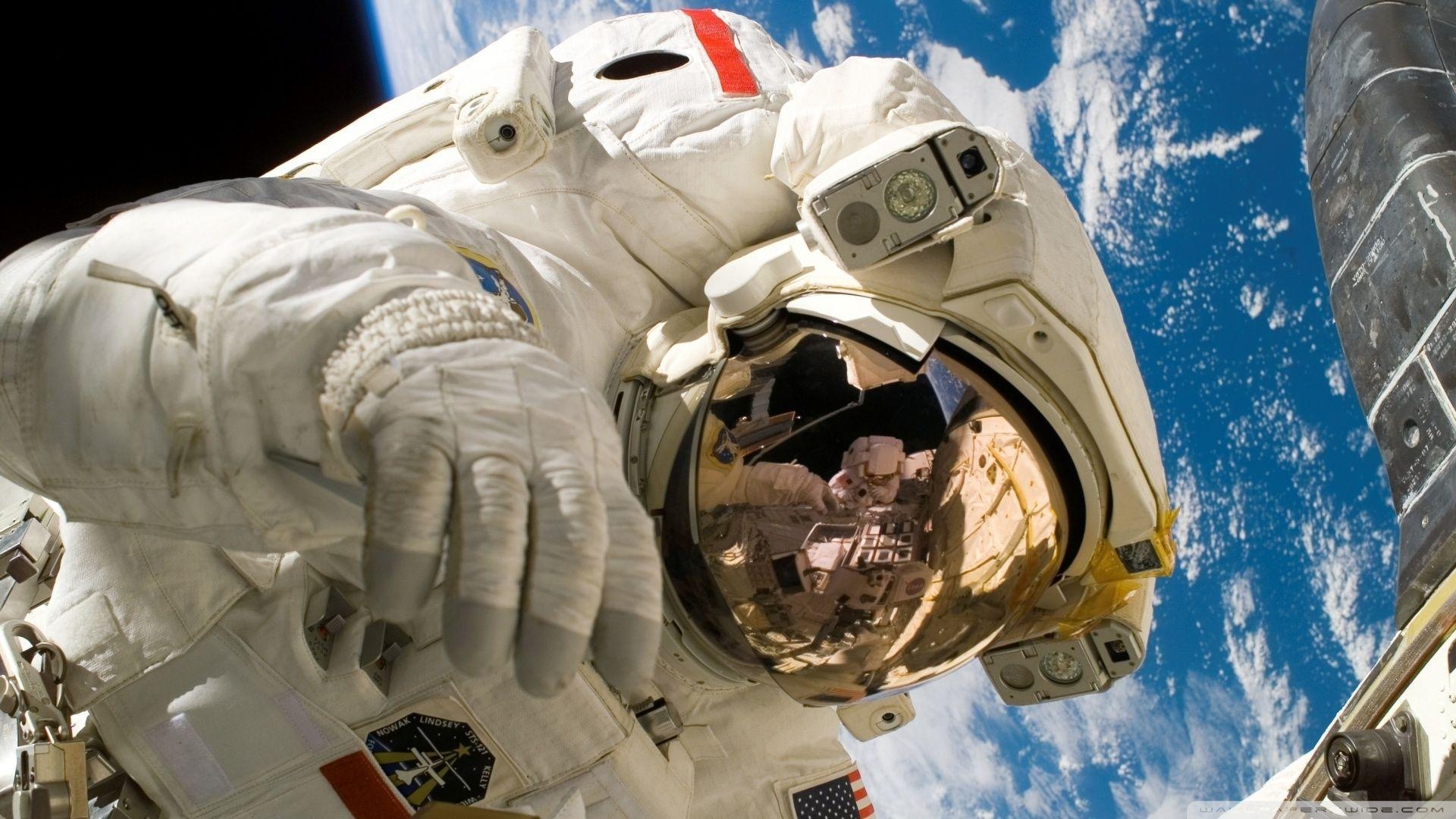 1920x1080 Cosmonaut HD desktop wallpaper, Widescreen, High Definition, Desktop