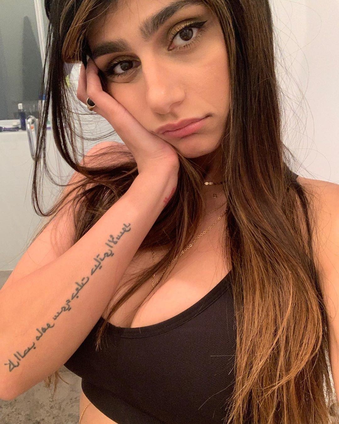 1080x1350 Mia Khalifa Latest HD Desktop Picture, Image, Phone