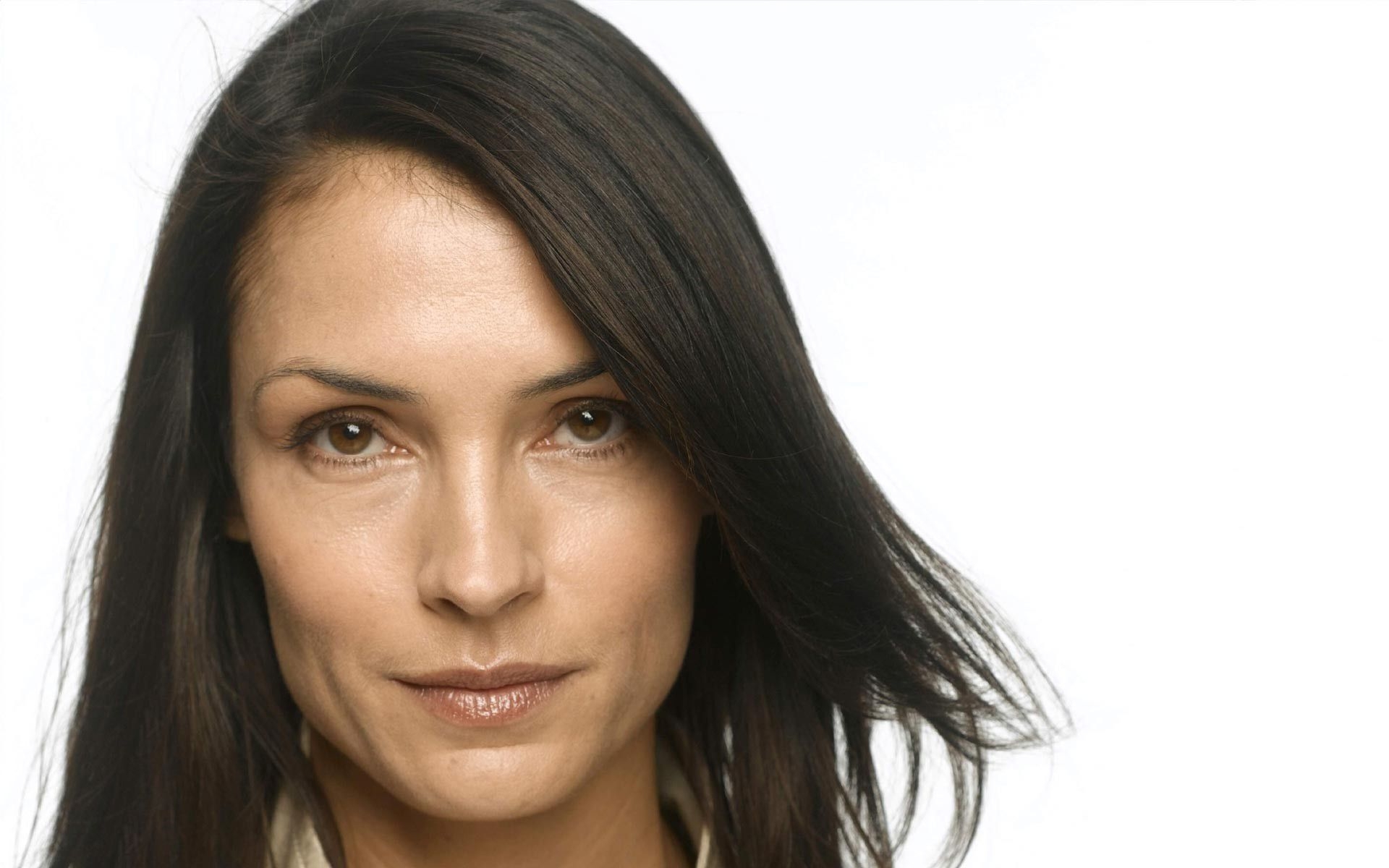 1920x1200 Famke Janssen Face Desktop Wallpaper 56971 px, Desktop