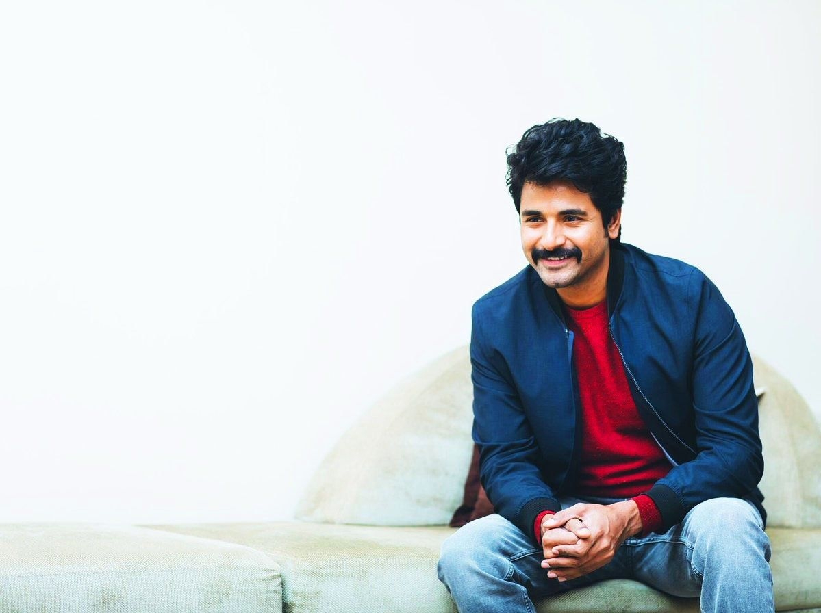 1200x900 Sivakarthikeyan's new look Naethapola Illa ♔ Aale Maarittaane. Actors, Siva, Sivakarthikeyan wallpaper, Desktop