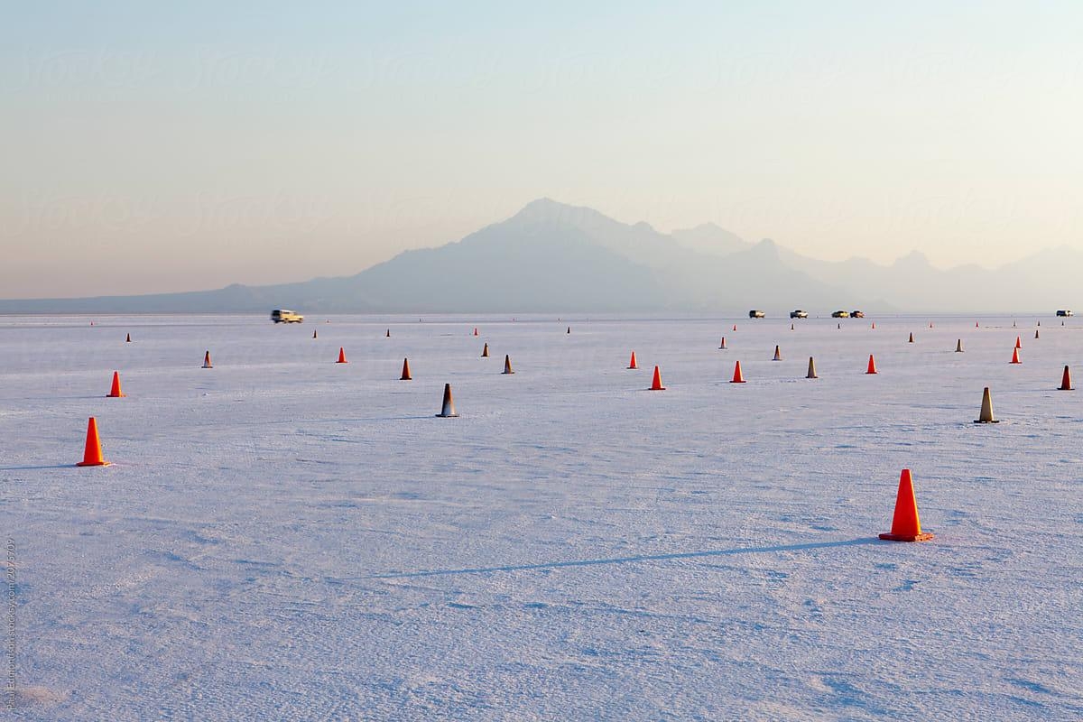 1200x800 Traffic Cones Marking Racecourse On Bonneville Salt Flats At Dawn, Desktop