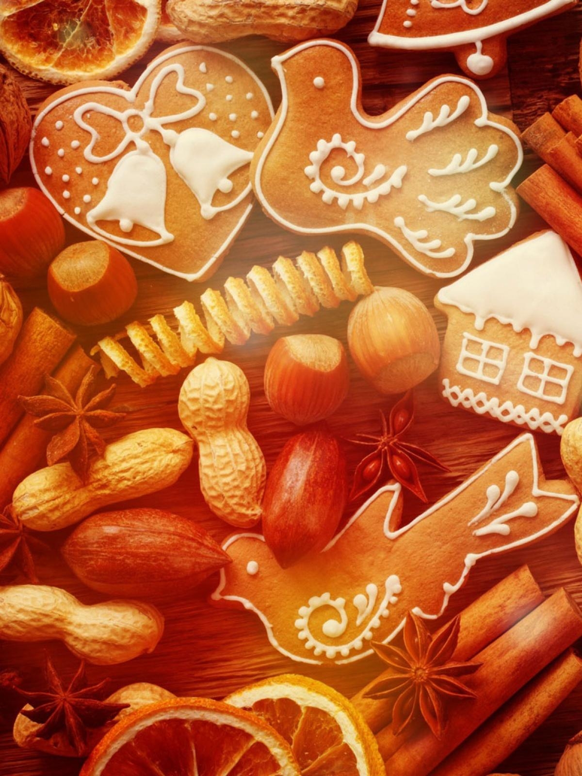 1200x1600 Christmas Gingerbread Cookies Mobile Wallpaper, Phone
