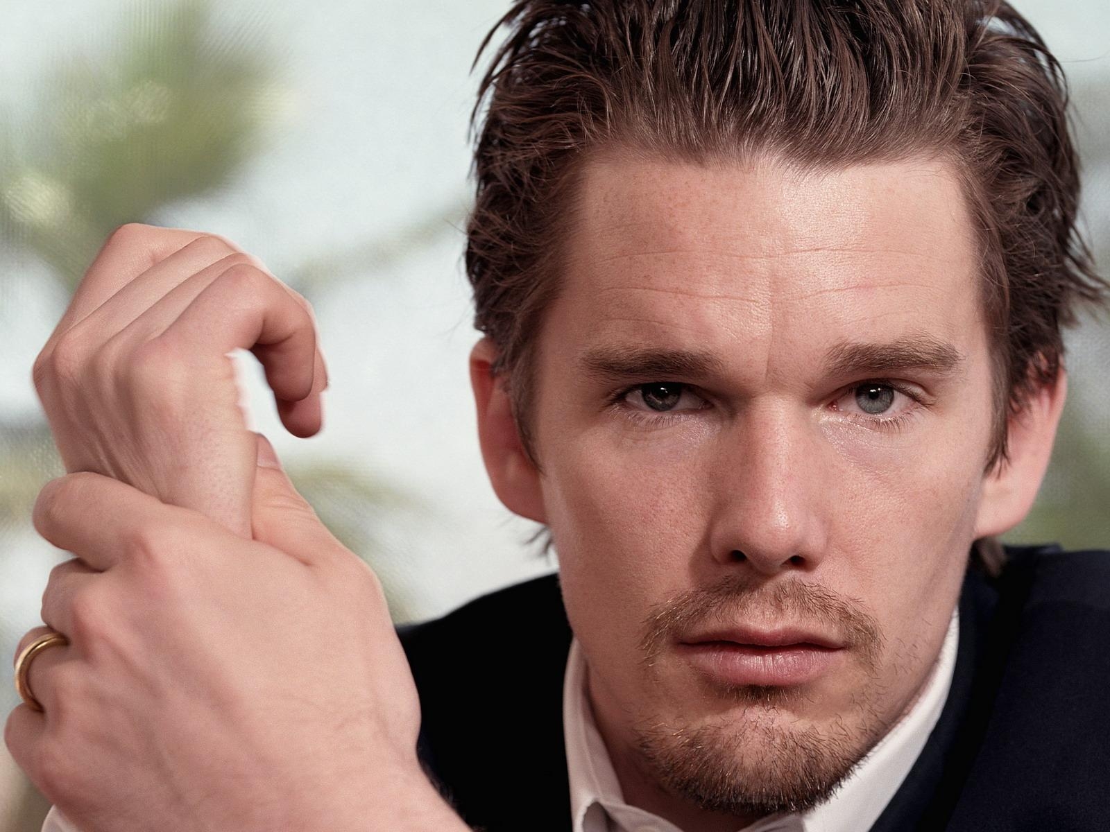 1600x1200 Ethan Hawk HD Wallpaper, Background Image, Desktop