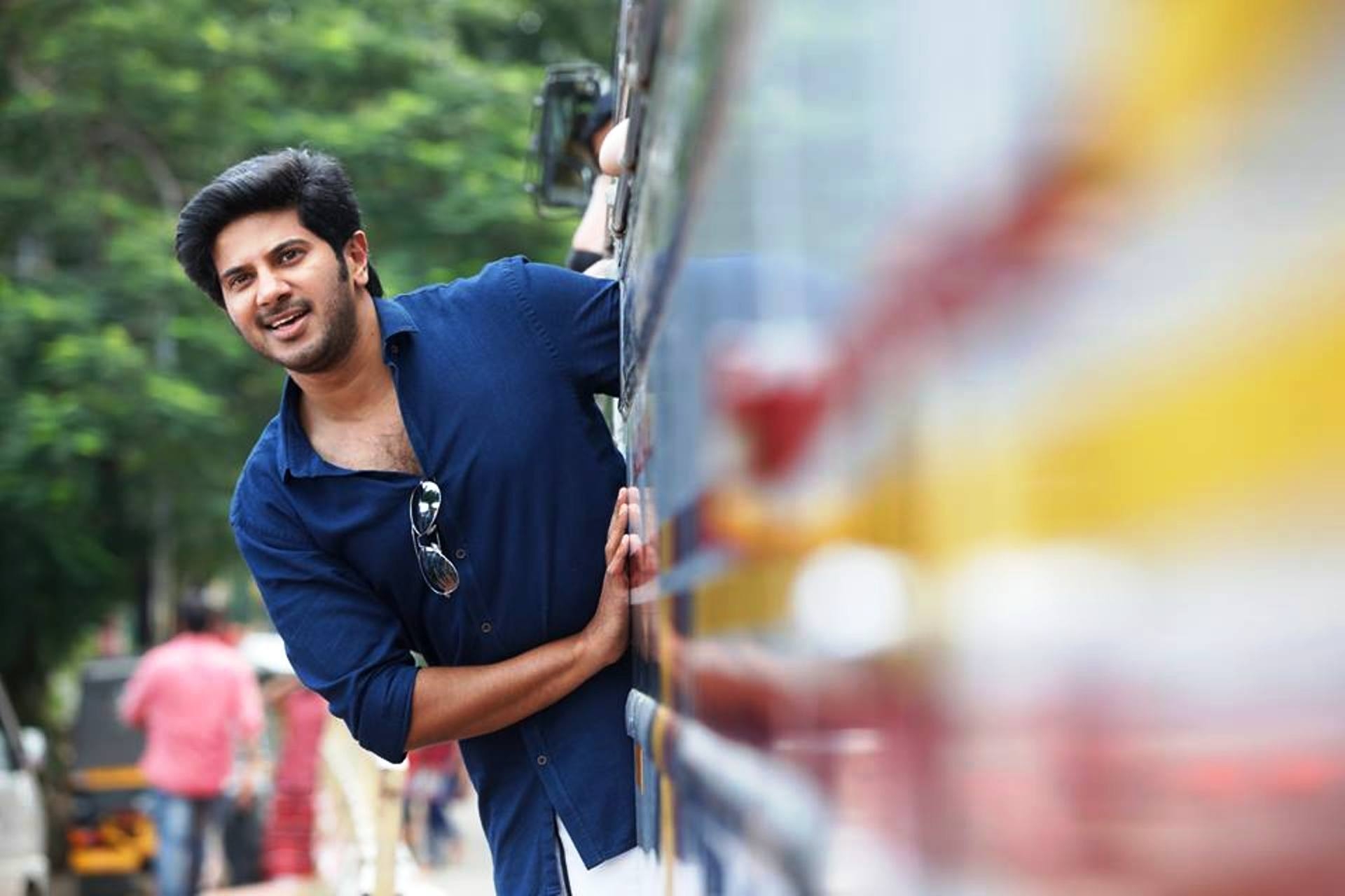 1920x1280 Dulquer Salmaan Jomonte Suvisheshangal Wallpaper & Background Download, Desktop