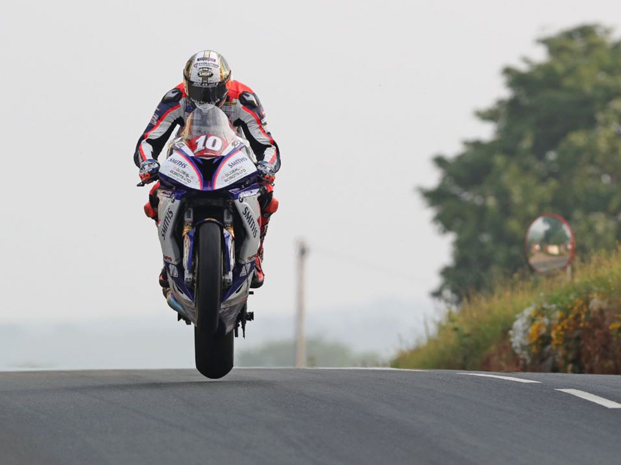 2050x1540 Isle of Man TT 2018 results: Peter Hickman clinches his first ever, Desktop