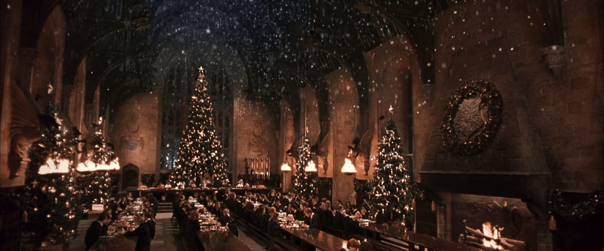 1920x800 Hogwarts Christmas HD Wallpaper, Dual Screen