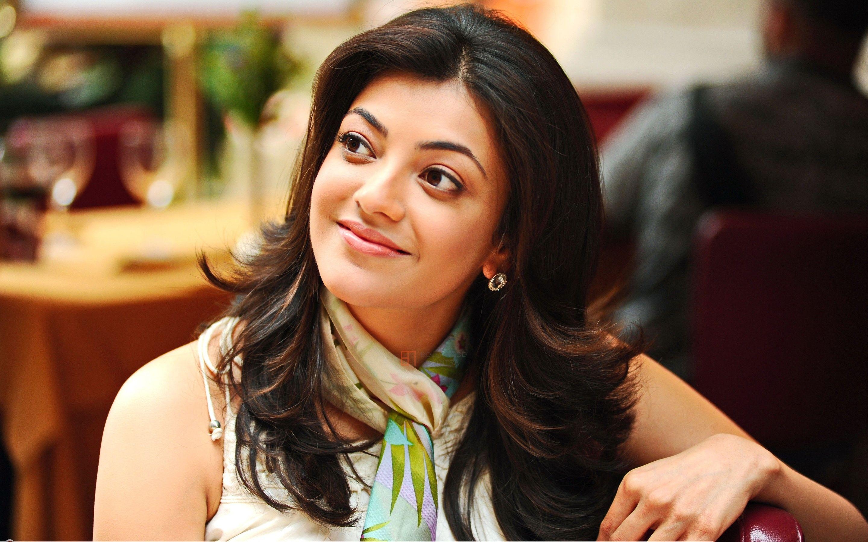 2880x1800 Kajal Agarwal. Kajal Aggarwal wallpaper Photo, Desktop