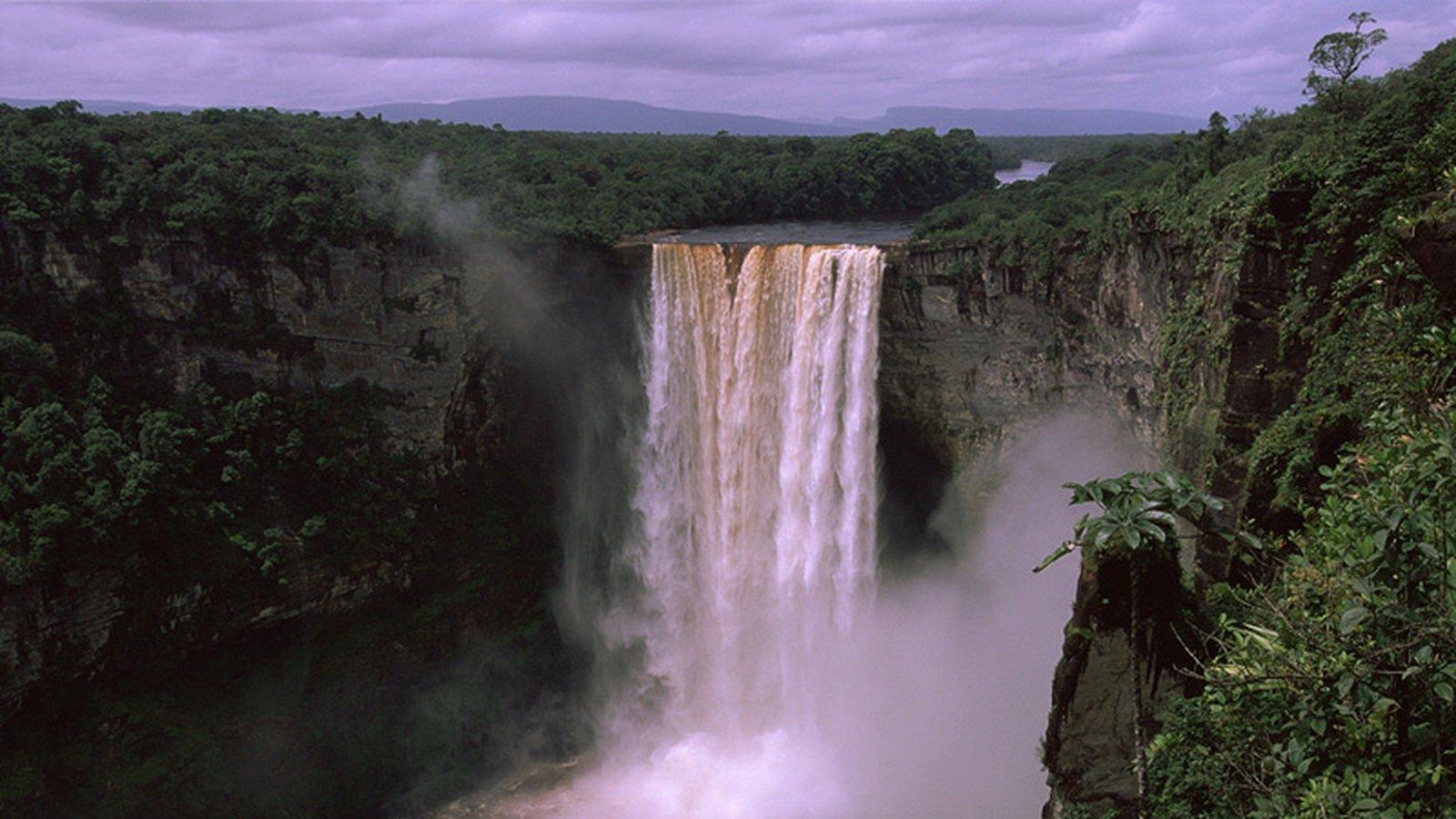 1600x900 Kaieteur Falls, Desktop