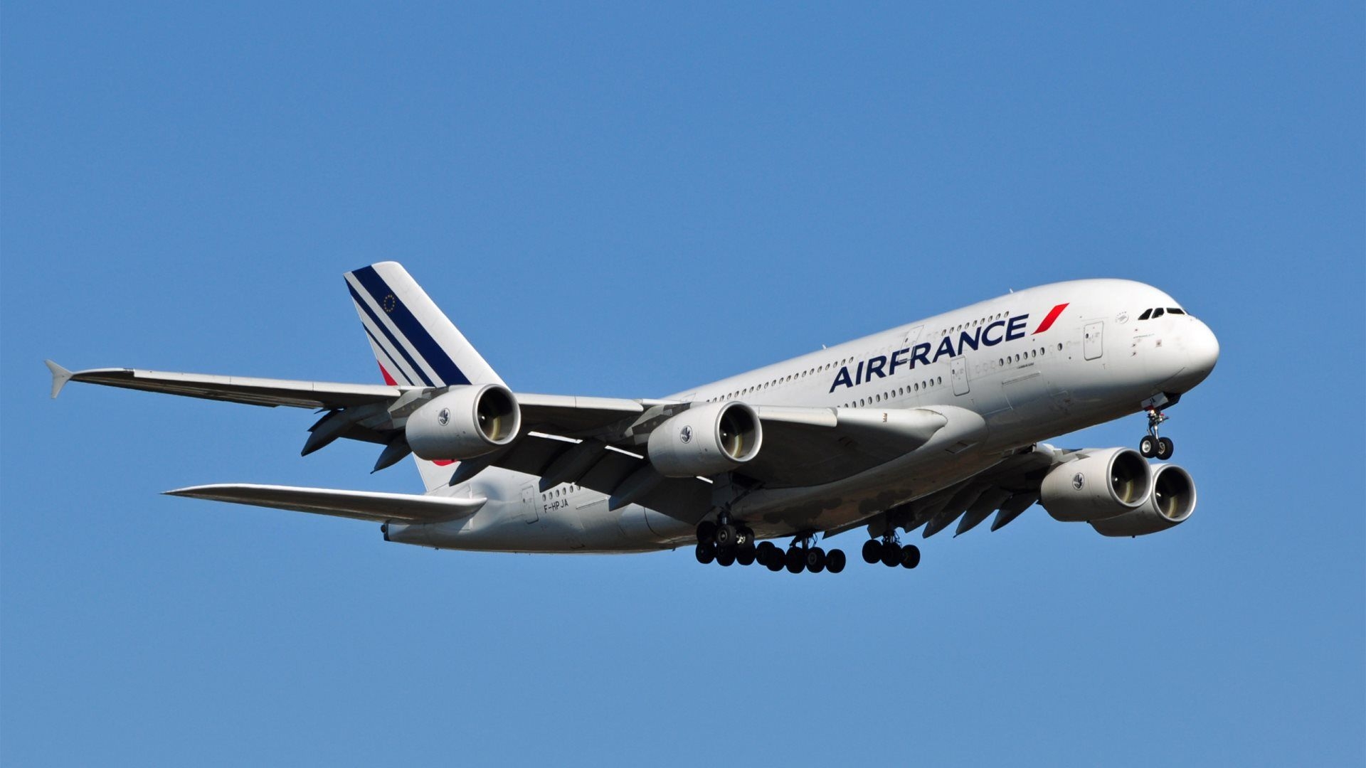 1920x1080 Free download Air France flight AF 028 landing at Washington, Desktop