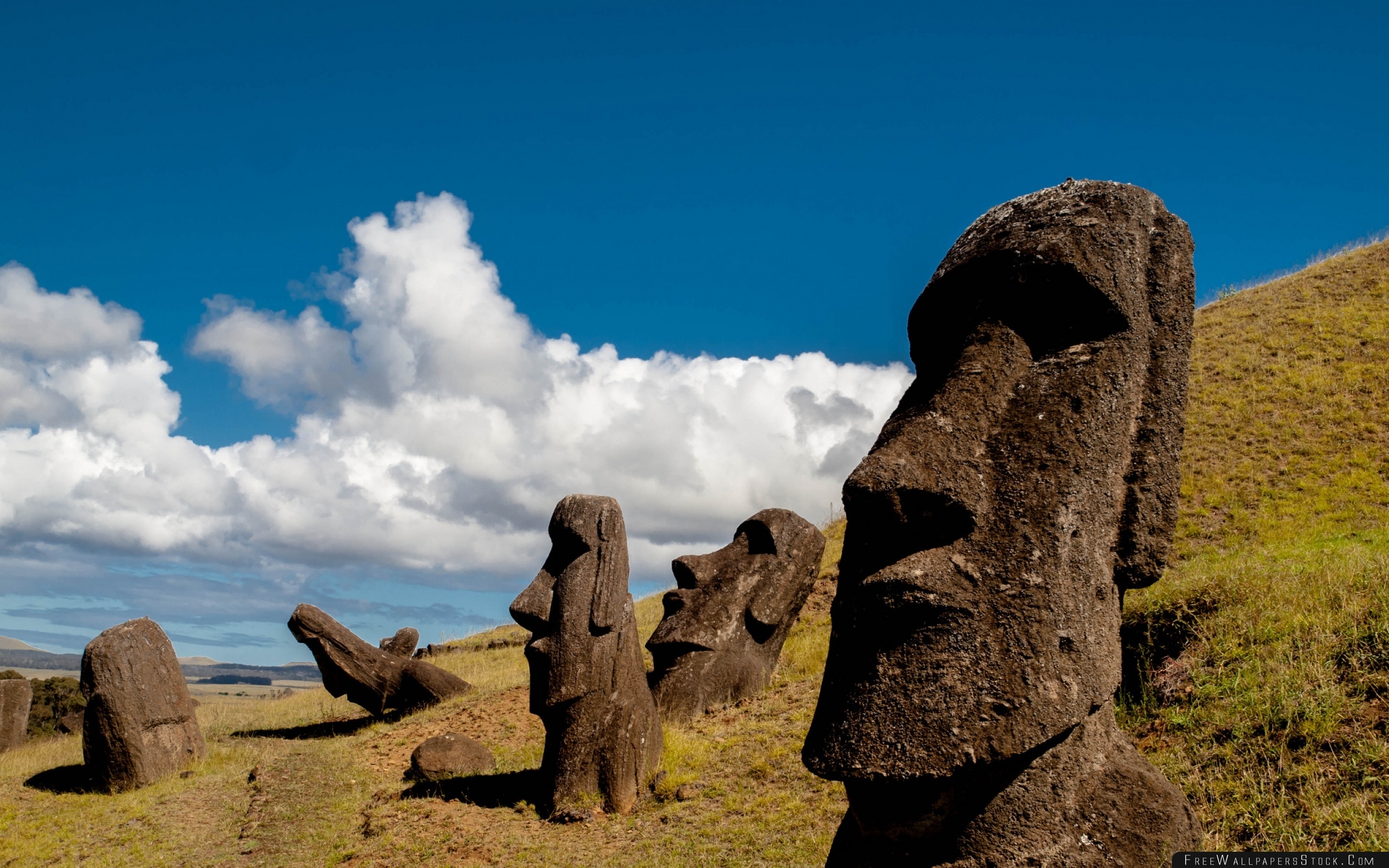 2560x1600 Chile Easter Island Rapa Nui Moai Statue Carved Image Idol Wallpaper, Desktop