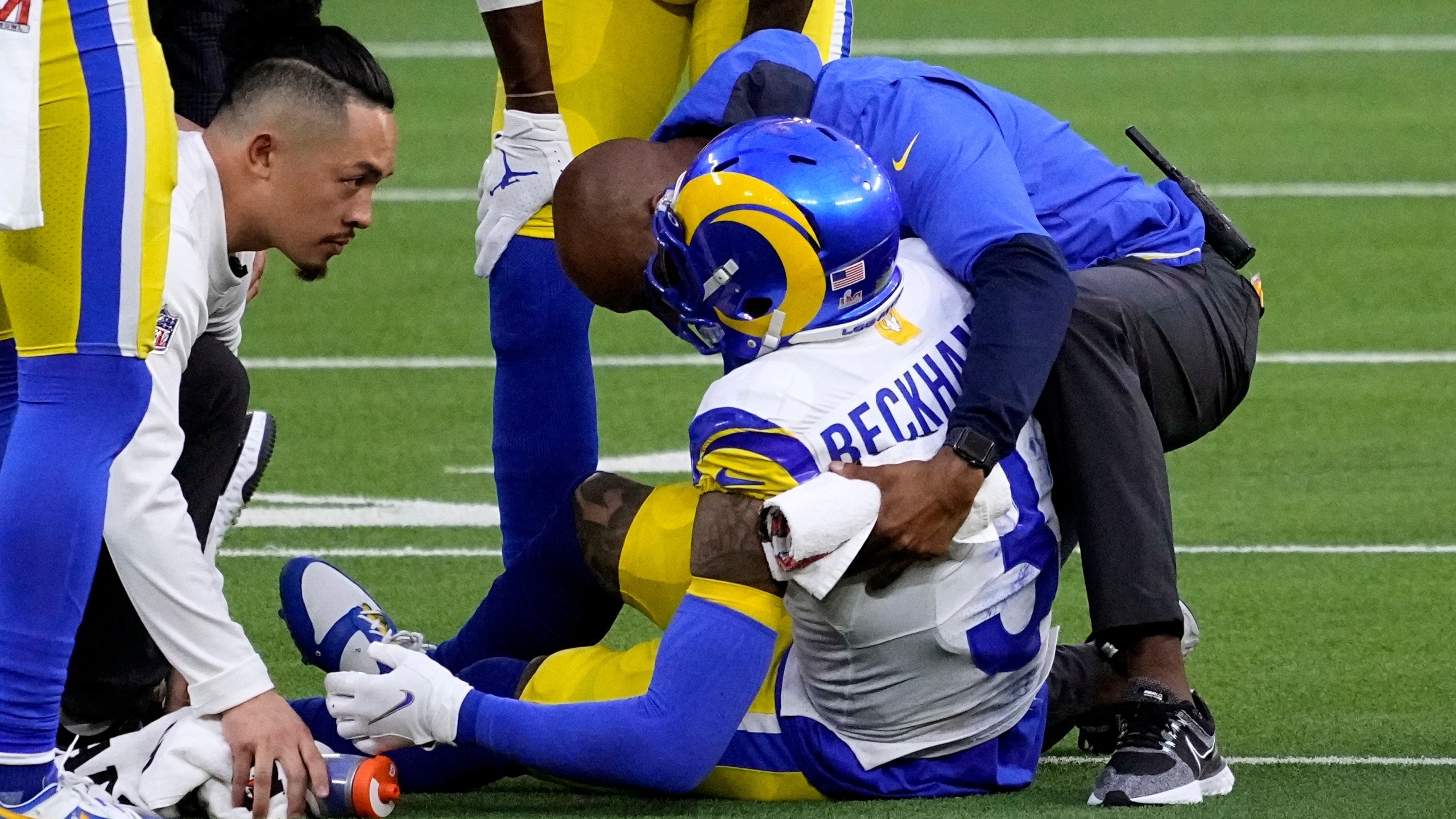 2560x1440 Rams receiver Beckham will not return for Super Bowl after suffering knee injury, Desktop