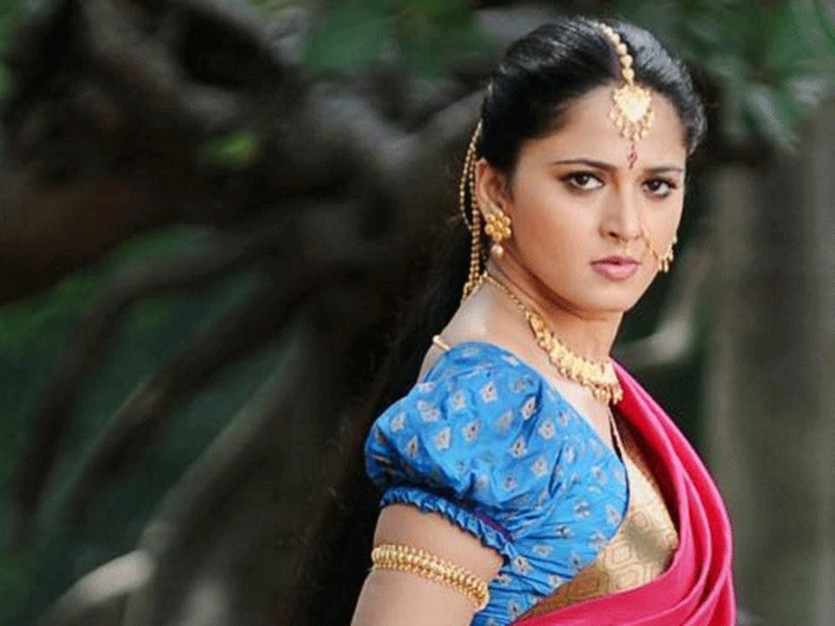 1200x900 Baahubali actress Anushka Shetty is now on Twitter. Telugu Movie News of India, Desktop