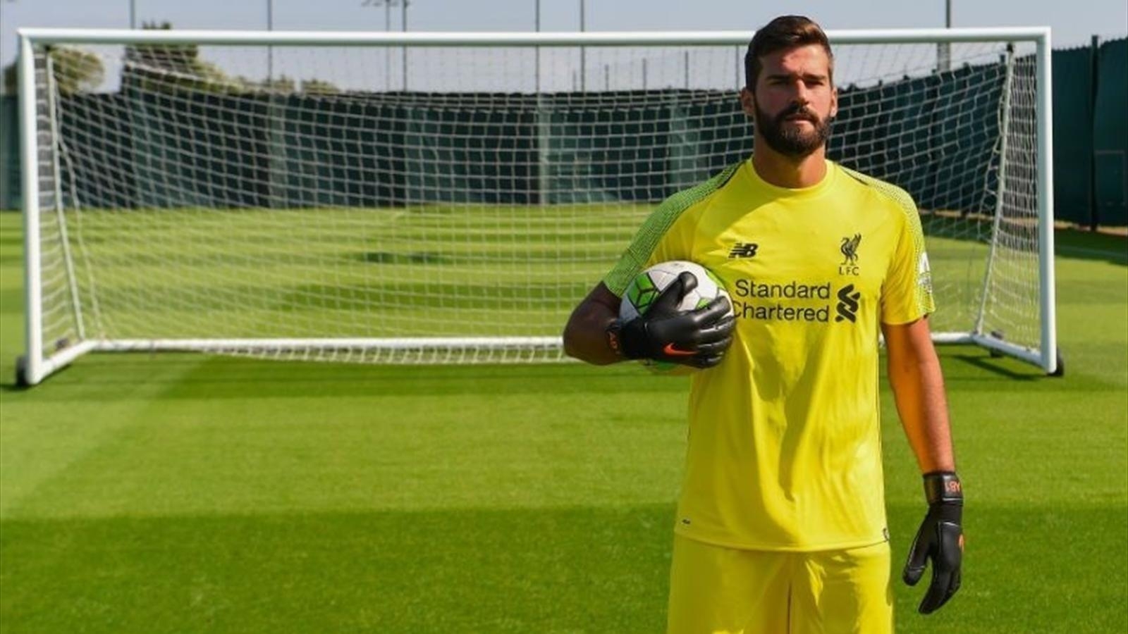 1600x900 Liverpool paid 62.5 million euros for Alisson and made him the most, Desktop