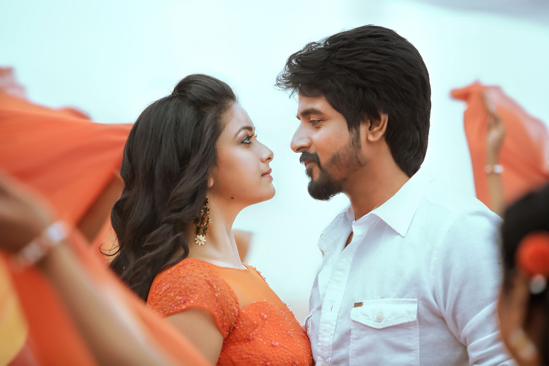 1800x1200 Remo Sivakarthikeyan Keerthi Suresh, Desktop