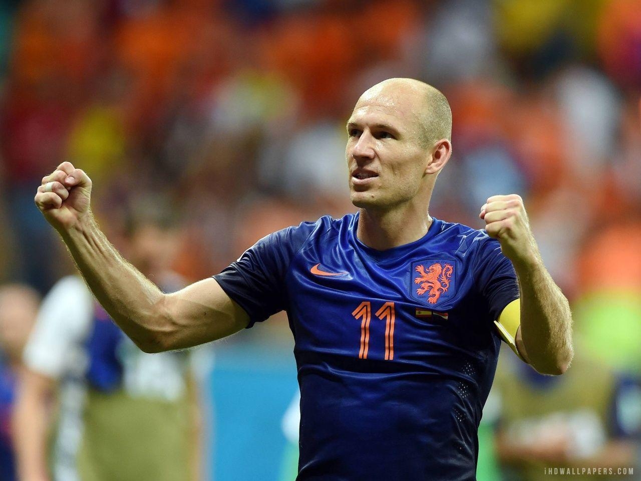 1280x960 Arjen Robben in Fifa World Cup 2014 HD Wallpaper, Desktop