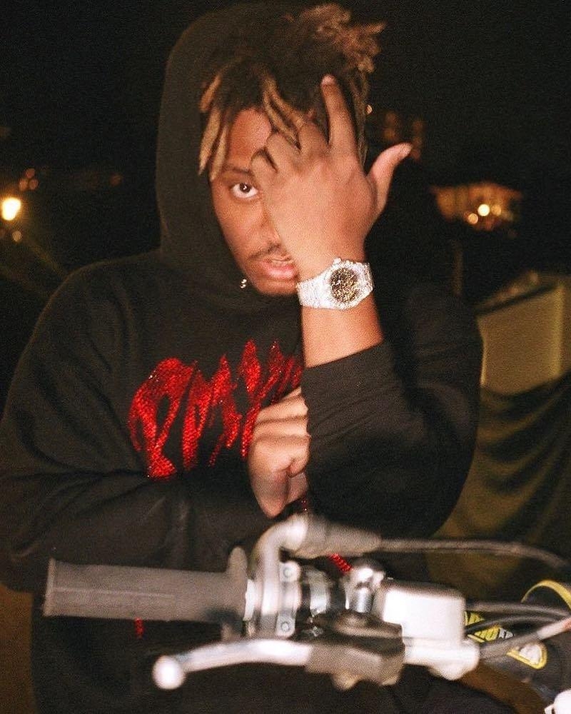 800x1000 Juice WRLD Says He Doesn't Need To Be Heartbroken To Make Good Music, Phone