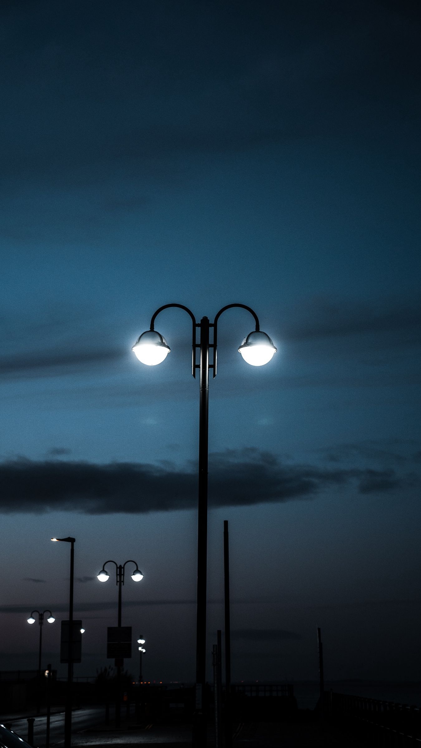 1350x2400 Download wallpaper  lamp posts, night, lighting, dark iphone 8+/7+/6s+/for parallax HD background, Phone