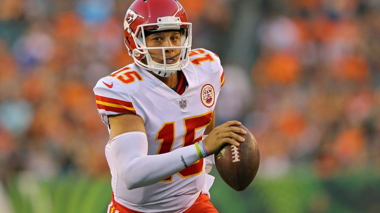 1600x900 Chiefs to start Patrick Mahomes in Week 17, Desktop