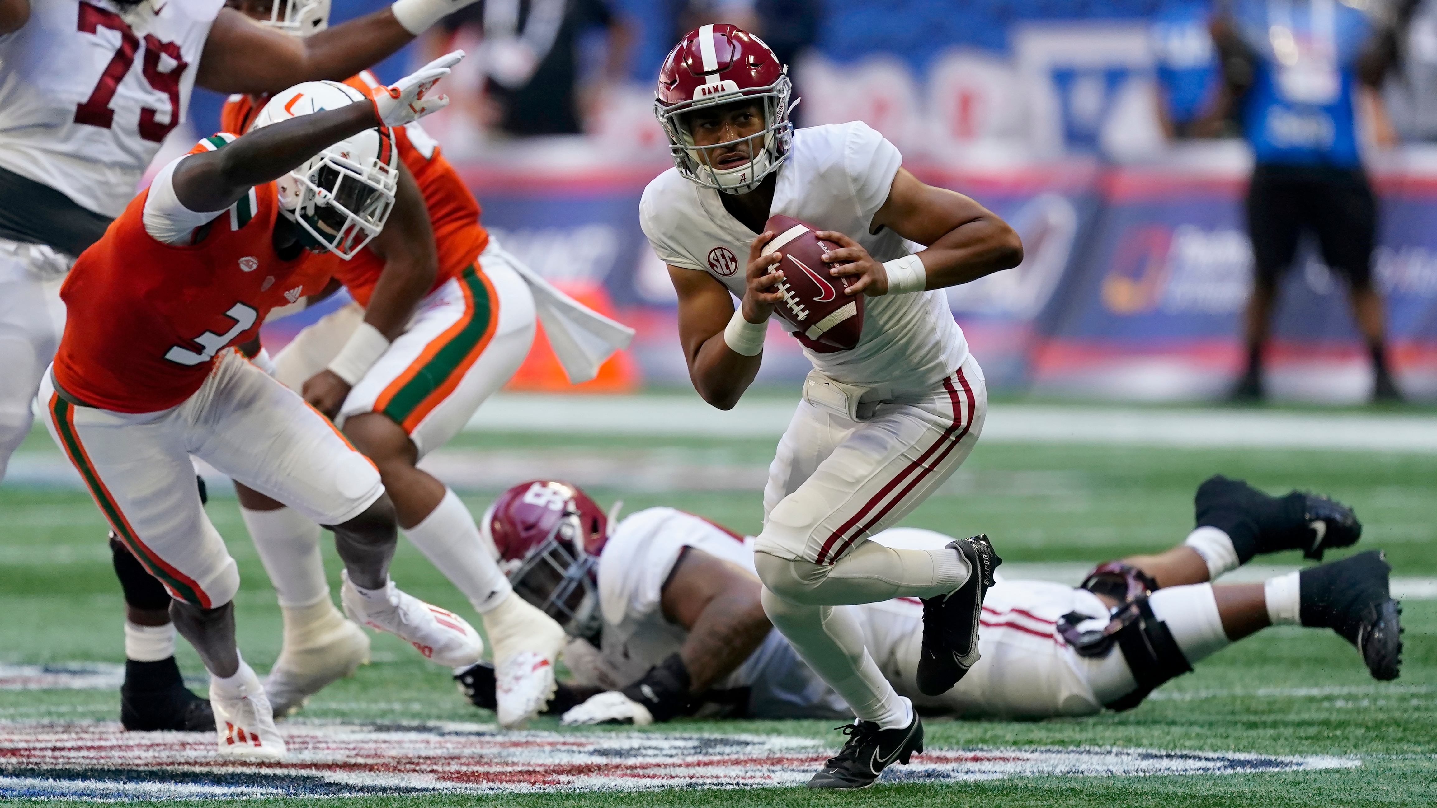 4620x2600 Bryce Young Throws 4 TDs, No. 1 Alabama Routs No. 14 Miami 44 13, Desktop