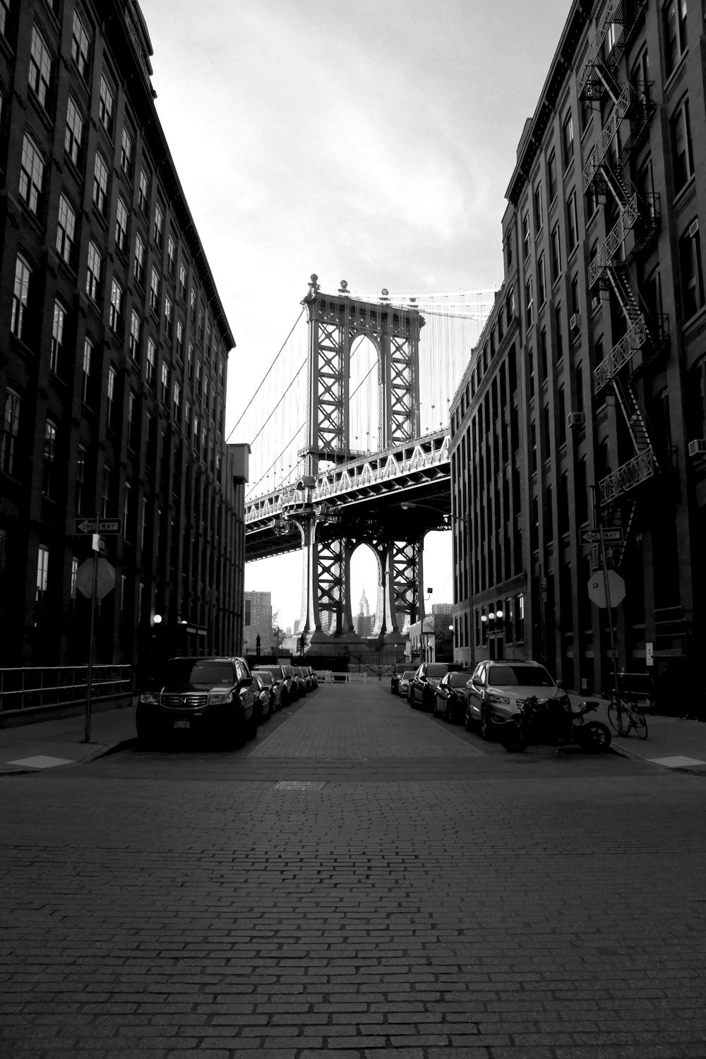 1000x1500 Black And White New York Picture, Phone