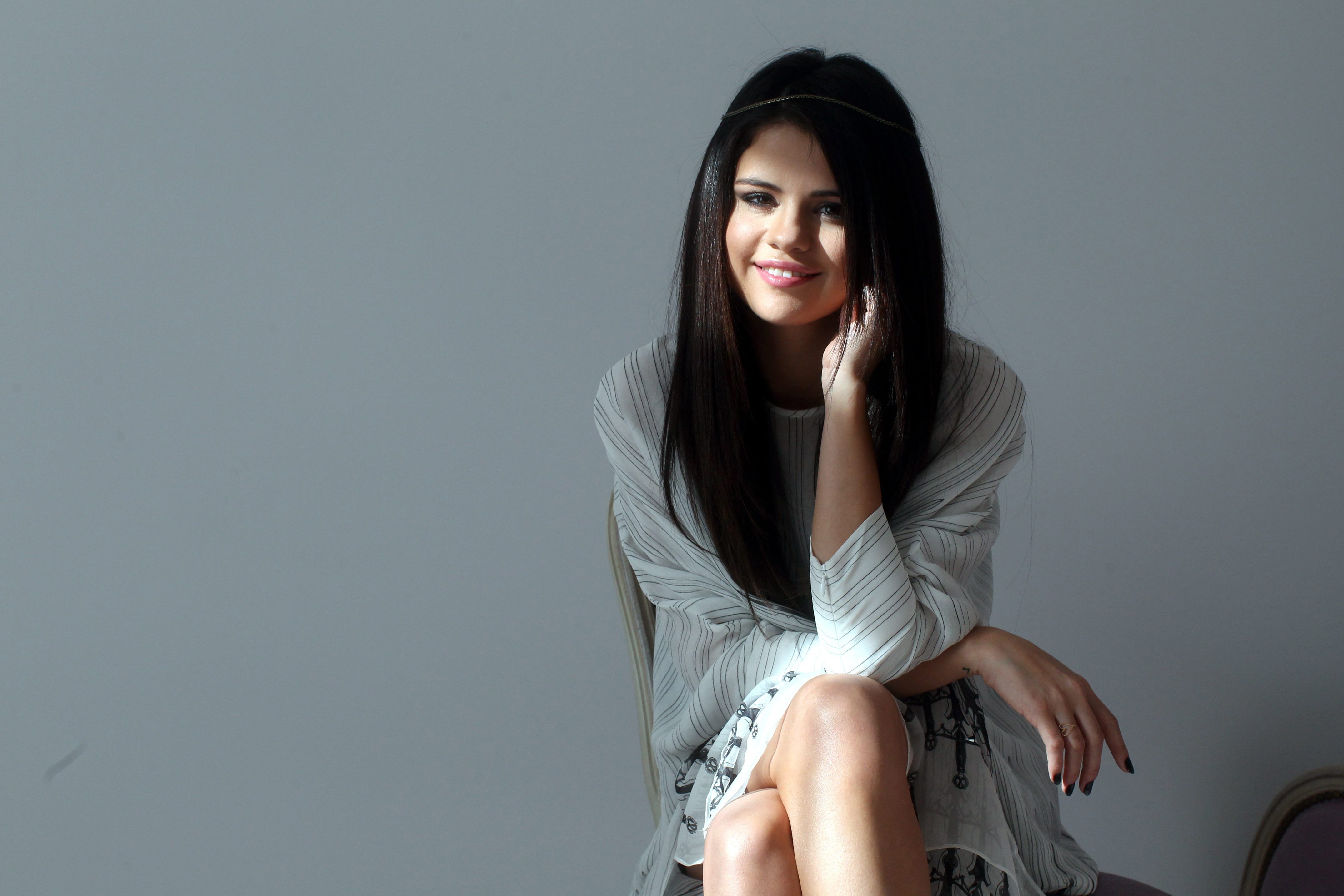 4300x2870 Free Desktop Selena Gomez Wallpaper, Desktop