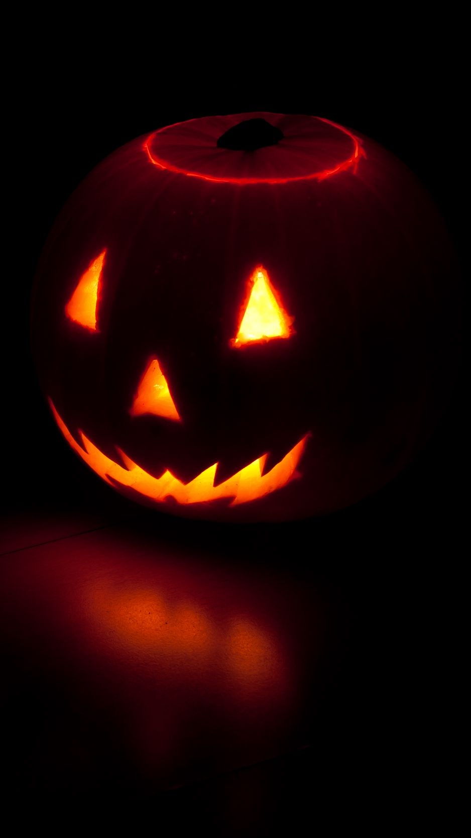 940x1670 Download Wallpaper  Halloween, Pumpkin, Dark, Autumn Iphone 8 7 6s 6 For Parallax HD Background, Phone