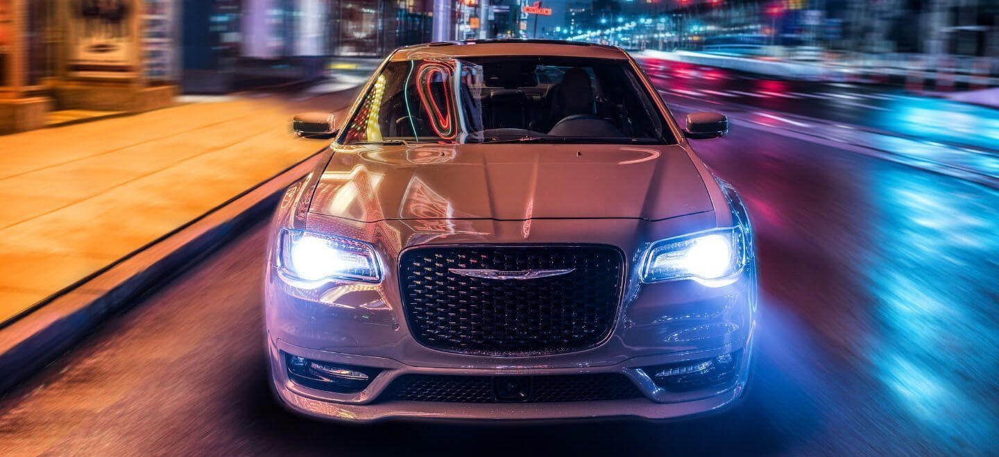 1440x660 Chrysler 300. Interior Image & More, Dual Screen